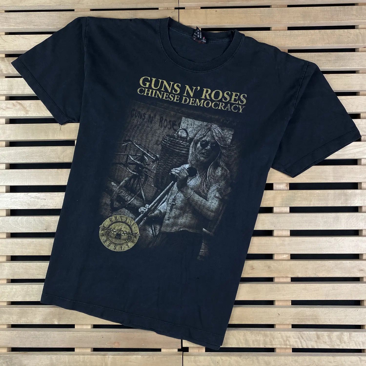 Band Tees Mens Vintage T Shirt Gans N Roses Size XL Size US XL / EU 56 / 4 - 1 Thumbnail