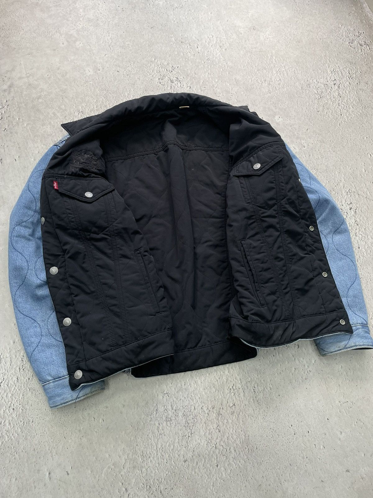 Levi's Rare Levis reversible Mickey mouse denim jacket Size US M / EU 48-50 / 2 - 8 Thumbnail