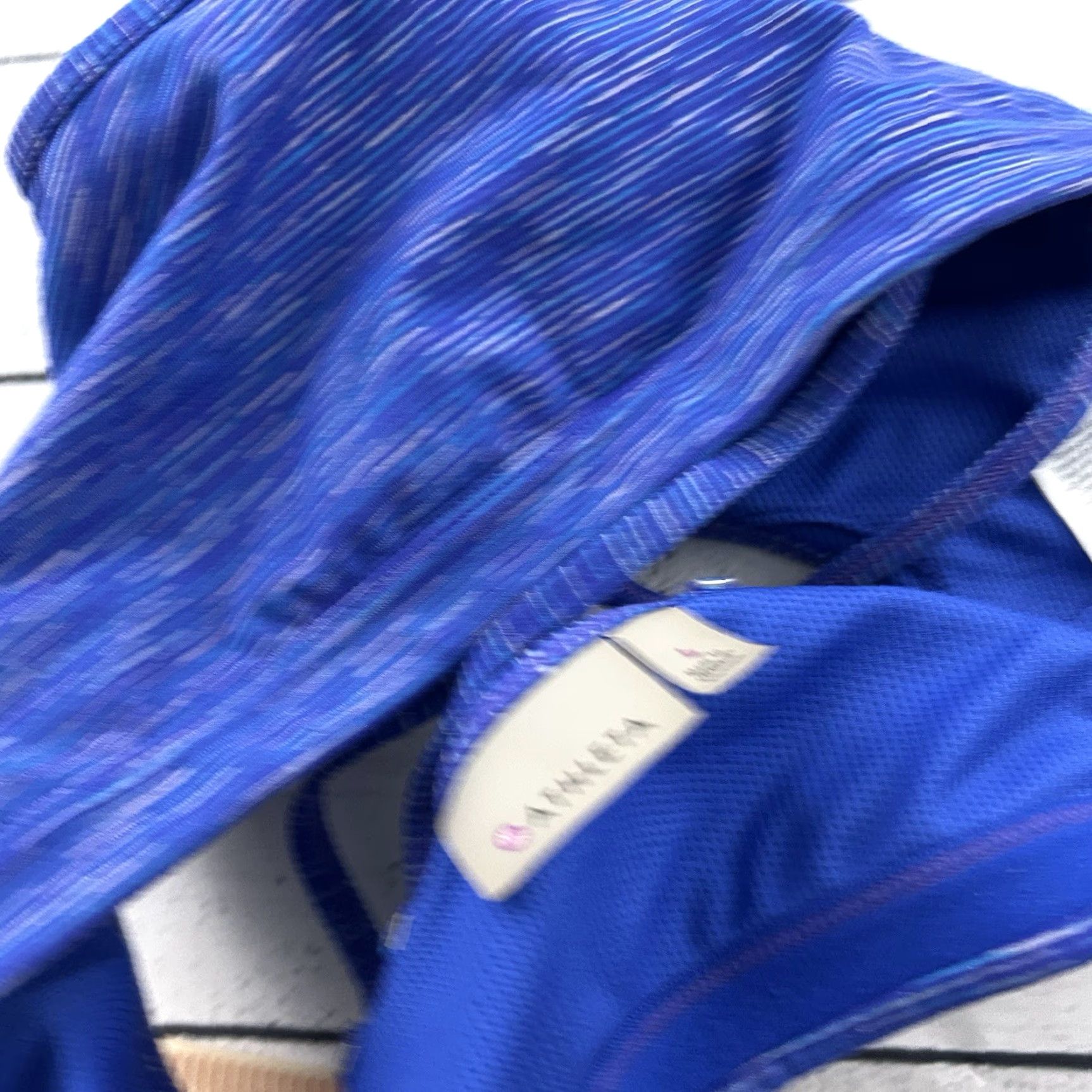 Athleta Athleta Sports Bra Women L Removable Pads Strappy Purple Blue Athletic Activewear Shirt Size ONE SIZE - 4 Thumbnail