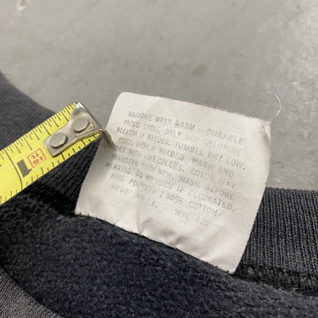 Levi's × Vintage Vtg 80s Levis 501 Graphic Sweatshirt Sunfade Chopped Size US L / EU 52-54 / 3 - 8 Thumbnail