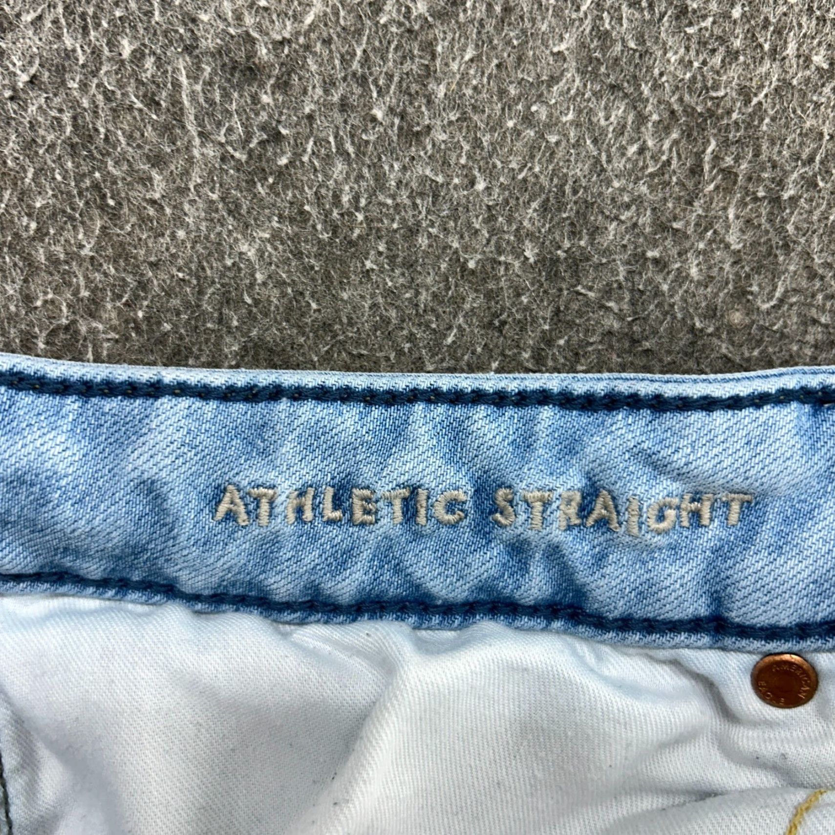 American Eagle Outfitters American Eagle Outfitters Jeans Jeans 29x30 Blue Straight Athletic Light Wash Distressed 5-Pocket Mens Boys? Size US 29 - 4 Thumbnail