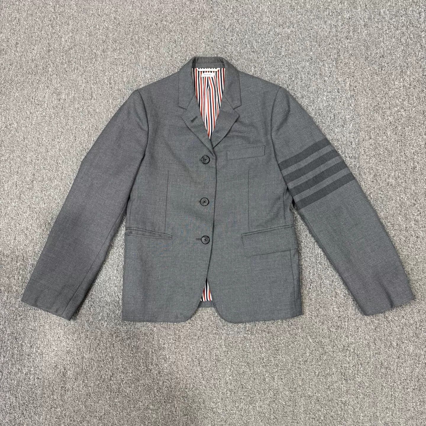 Thom Browne Thom Browne TB 4-Bar Wool Blazer 42 EU Mint Size M / US 6-8 / IT 42-44 - 1 Thumbnail