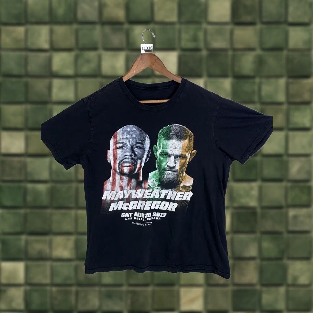 Vintage Floyd Mayweather Conner McGregor 2017 Las Vegas T-Shirt L Black Mens Short Sleeve Crew Neck LRG-11338 Size US L / EU 52-54 / 3 - 1 Thumbnail