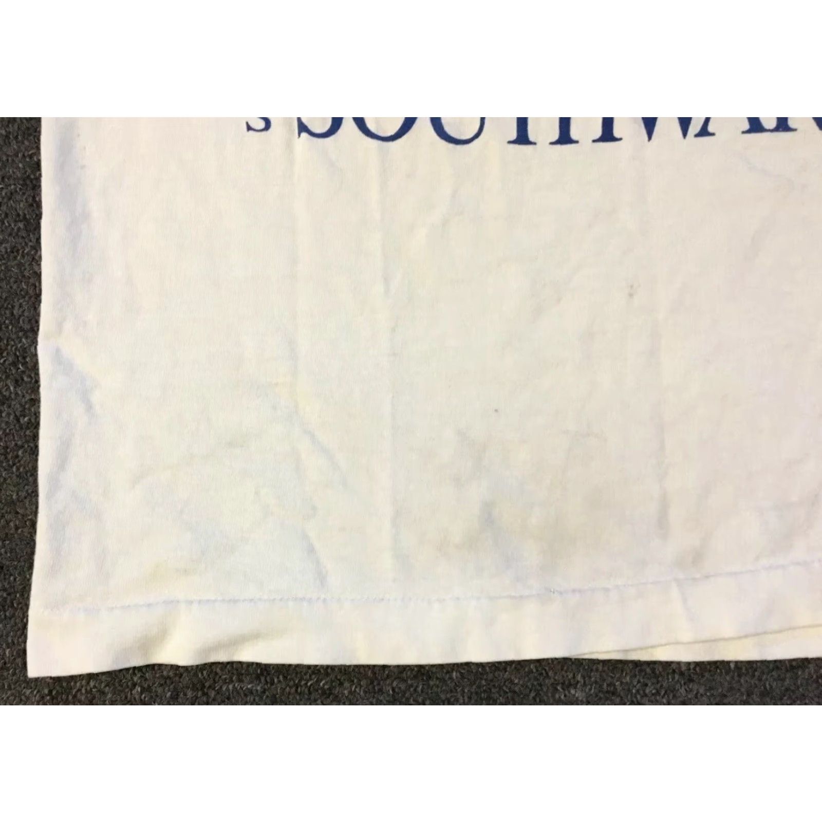 Fruit Of The Loom VINTAGE M/S Southward Tank Top L White Graphic Tee Men Sleeveless 90s Cruise Sailing Nautical Tropical USA Size US L / EU 52-54 / 3 - 3 Thumbnail