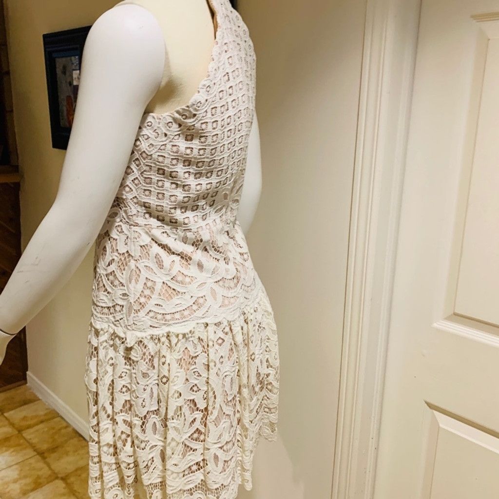 Other BCBG White Lace beige Liners Halter Dress Size 12 Size XL / US 12-14 / IT 48-50 - 5 Thumbnail