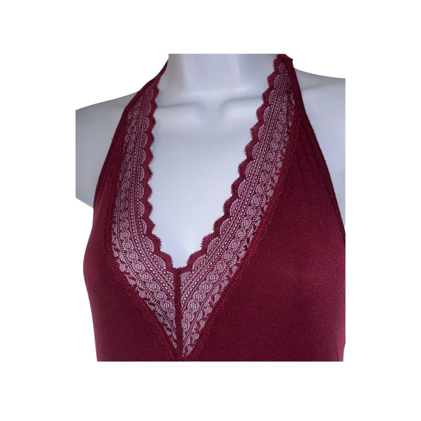 The Unbranded Brand American Eagle Burgundy Lace Halter Bodysuit Size Medium Size M / US 6-8 / IT 42-44 - 3 Thumbnail