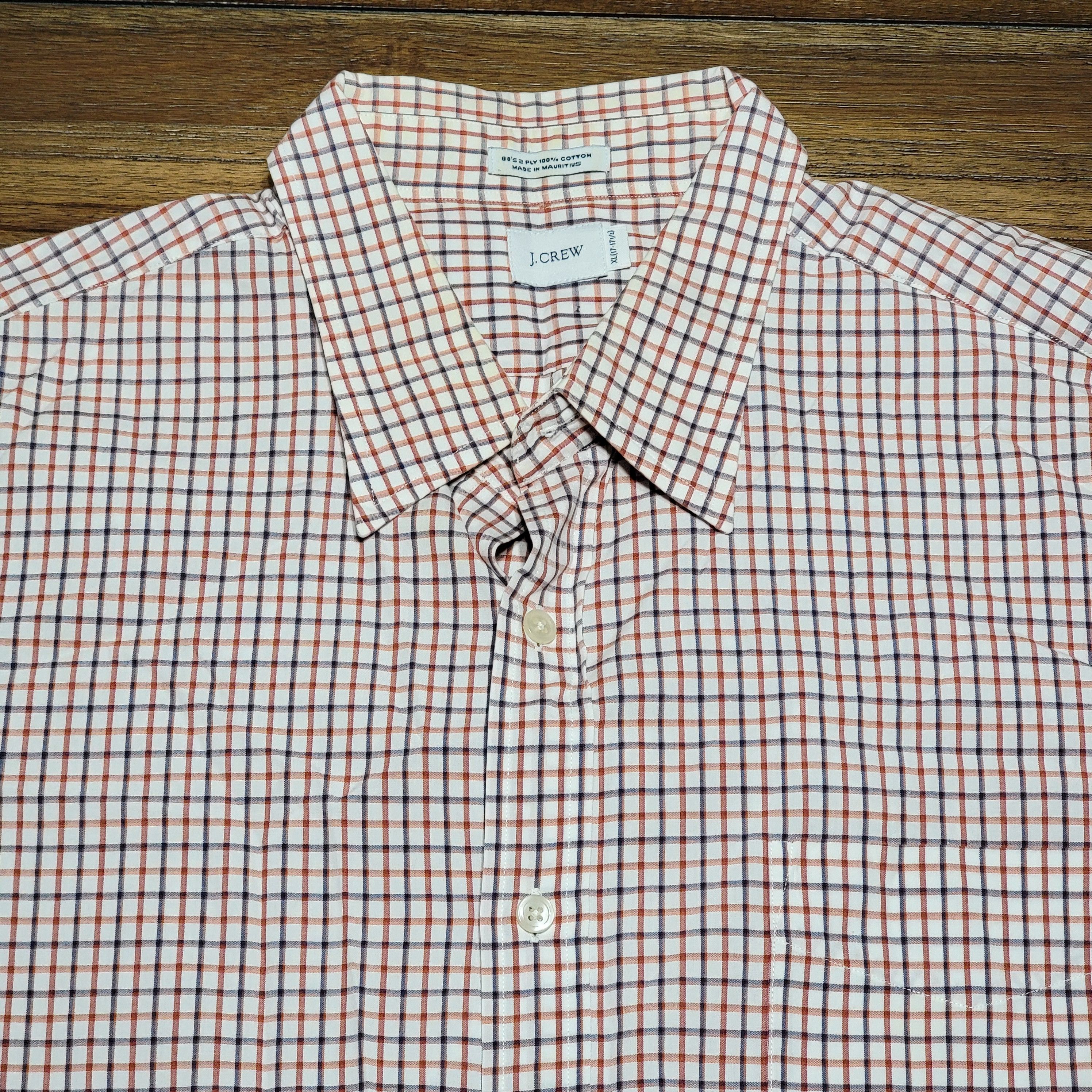 J.Crew J. Crew Full Button LS Shirt Grid - Size XL (17x171/2) Size US XL / EU 56 / 4 - 2 Thumbnail