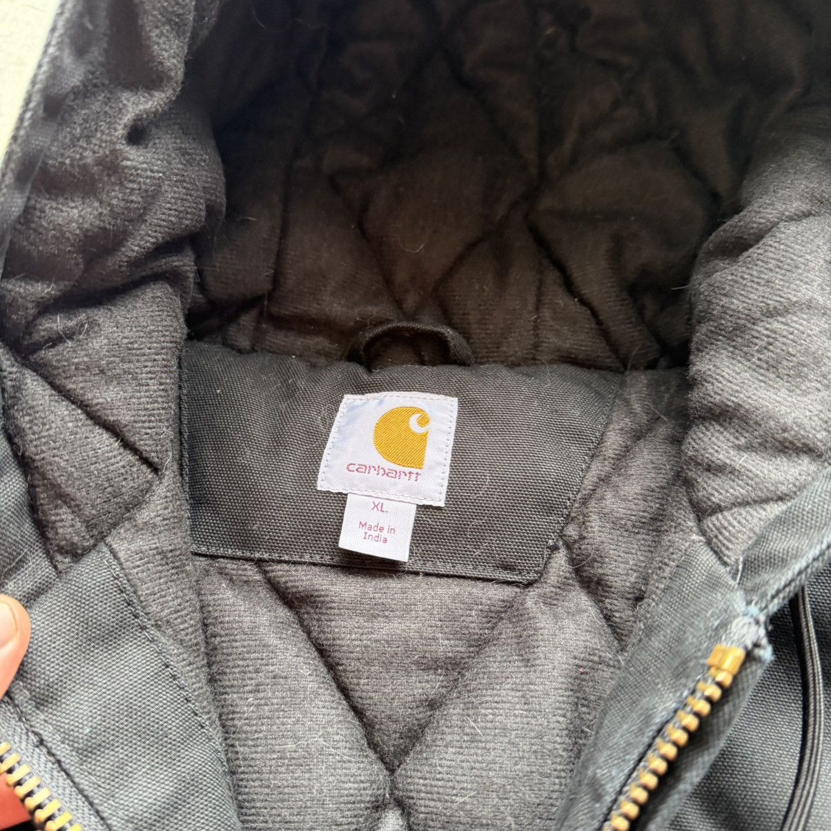 Carhartt Carhartt black heavy hooded work jacket Size US L / EU 52-54 / 3 - 5 Thumbnail