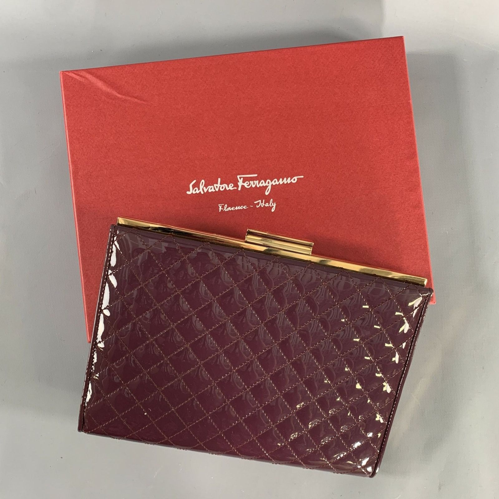 Salvatore Ferragamo SALVATORE FERRAGAMO Purple Quilted Patent Clutch Bags Size ONE SIZE - 9 Thumbnail