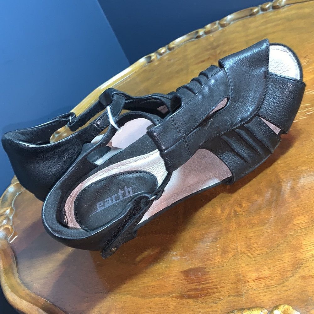 Other Earth sandal Size US 7.5 / IT 37.5 - 6 Thumbnail