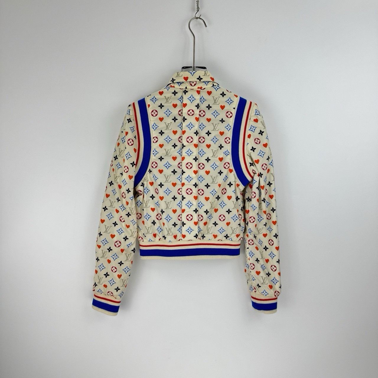 Louis Vuitton Louis Vuitton Black and white long-sleeved jacket with colo Size US S / EU 44-46 / 1 - 4 Thumbnail