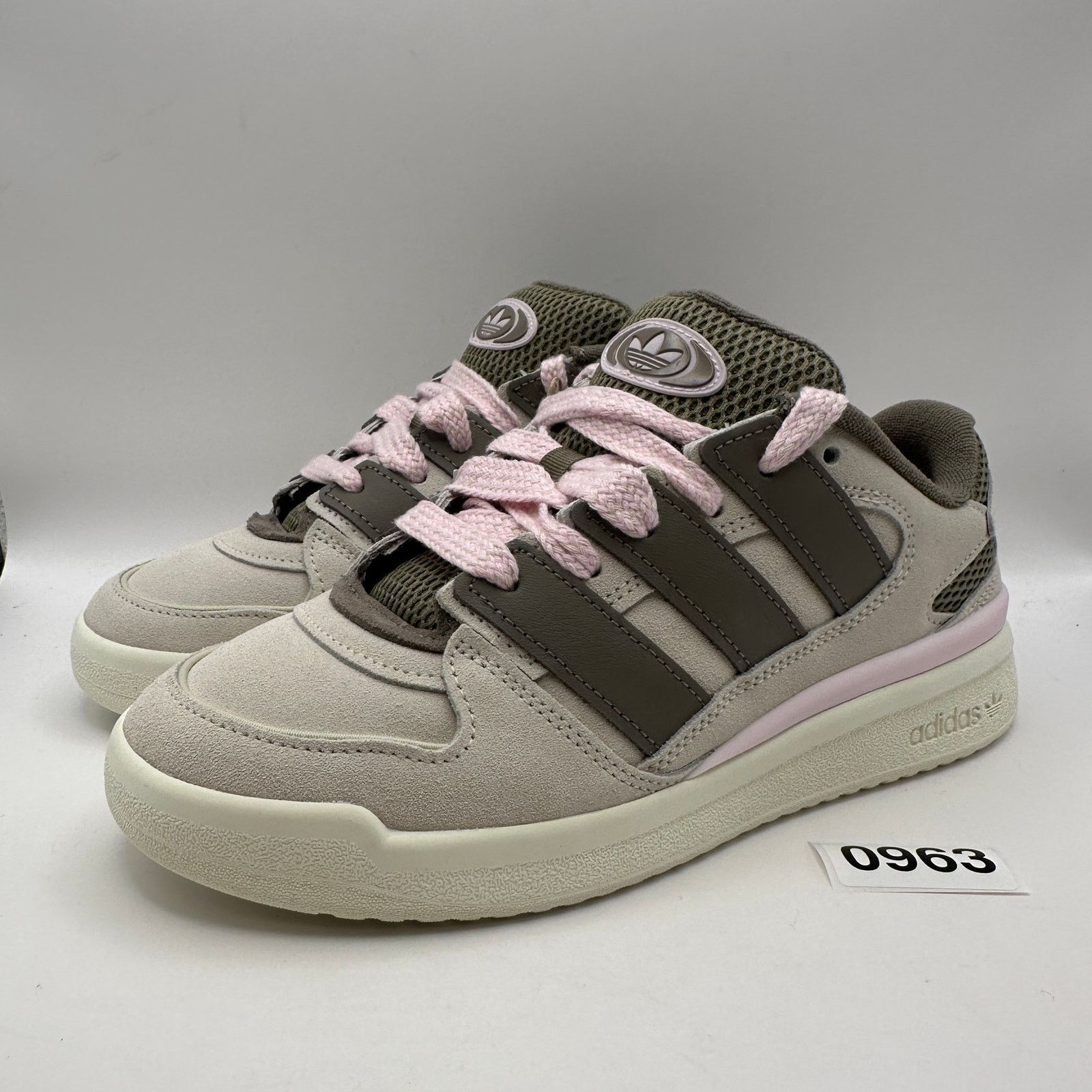 Adidas ADIDAS ORIGINAL WOMEN'S SIZE 7.5 FORUM 2000 ALUMINA JS0788 Size US 7.5 / IT 37.5 - 1 Thumbnail