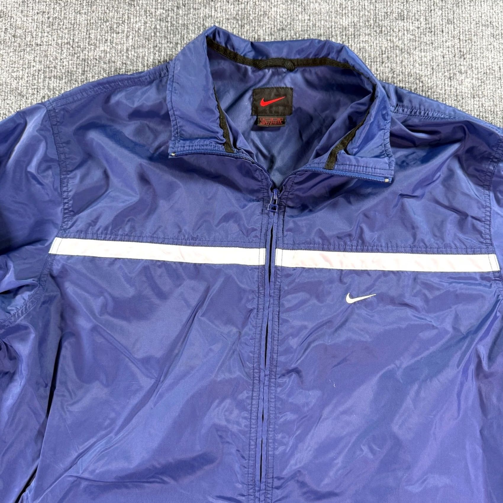 Nike VINTAGE Nike Windbreaker Mens XL Blue Stripe Full Zip Lightweight Track Jacket Size US XL / EU 56 / 4 - 2 Thumbnail