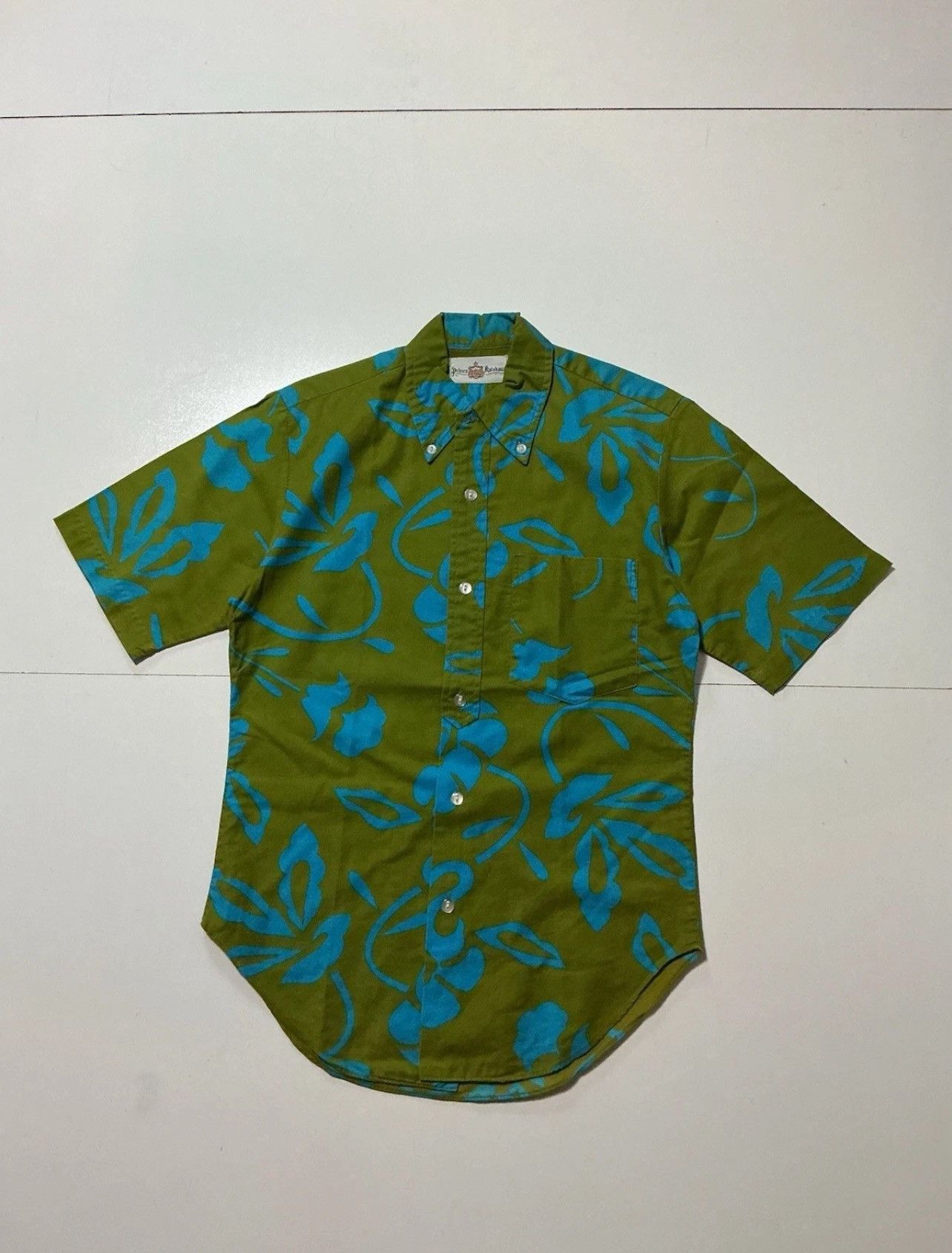 Vintage Vintage 1960s 70s Prince Kalakaua Hawaiian Floral Tiki Shirt Size US S / EU 44-46 / 1 - 1 Thumbnail