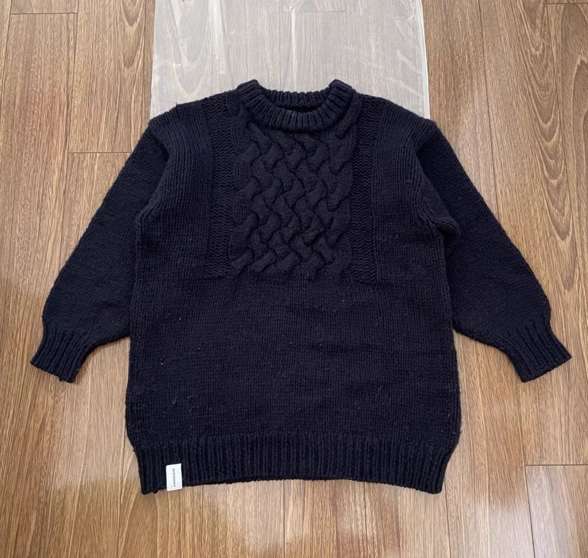 Descendant DESCENDANT FADED CABLE KNIT Faded cable knit wool sweater Size US L / EU 52-54 / 3 - 1 Thumbnail