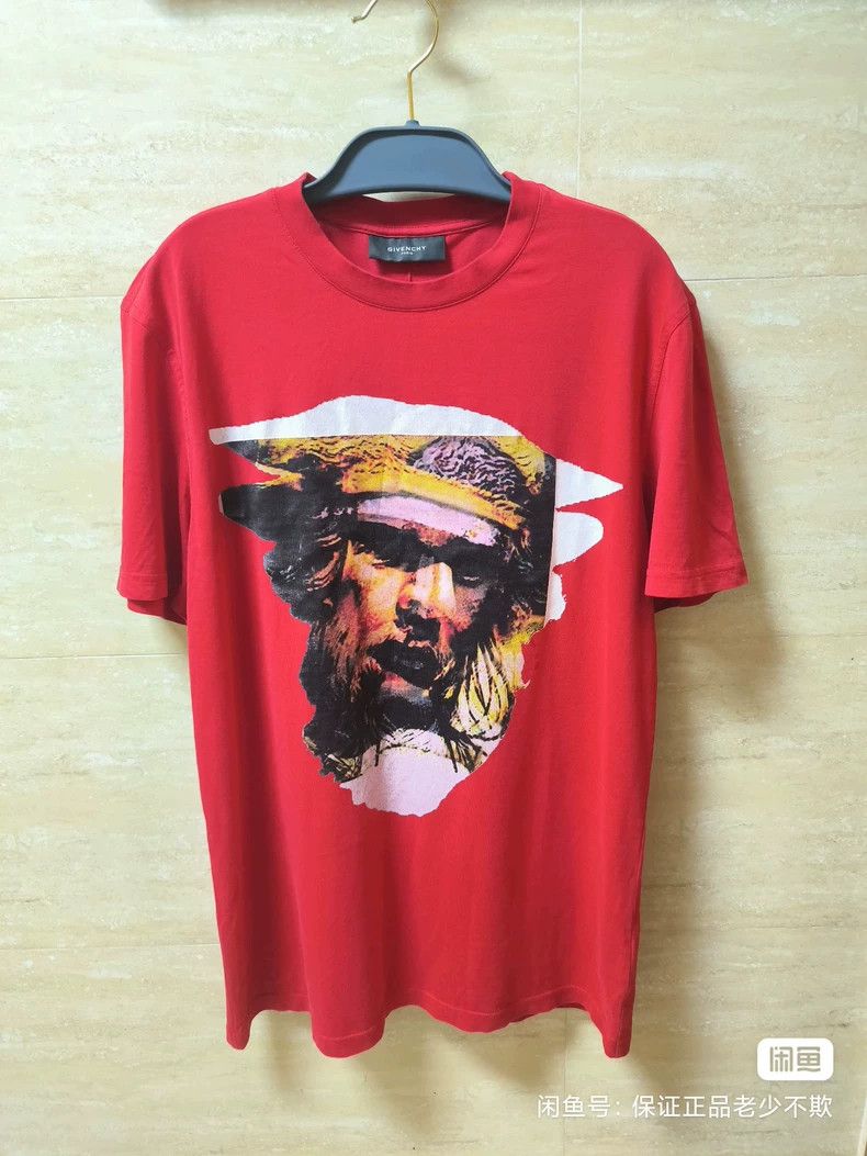 Givenchy Givenchy Men's Red Graphic Print T-Shirt-yf Size US XS / EU 42 / 0 - 1 Thumbnail