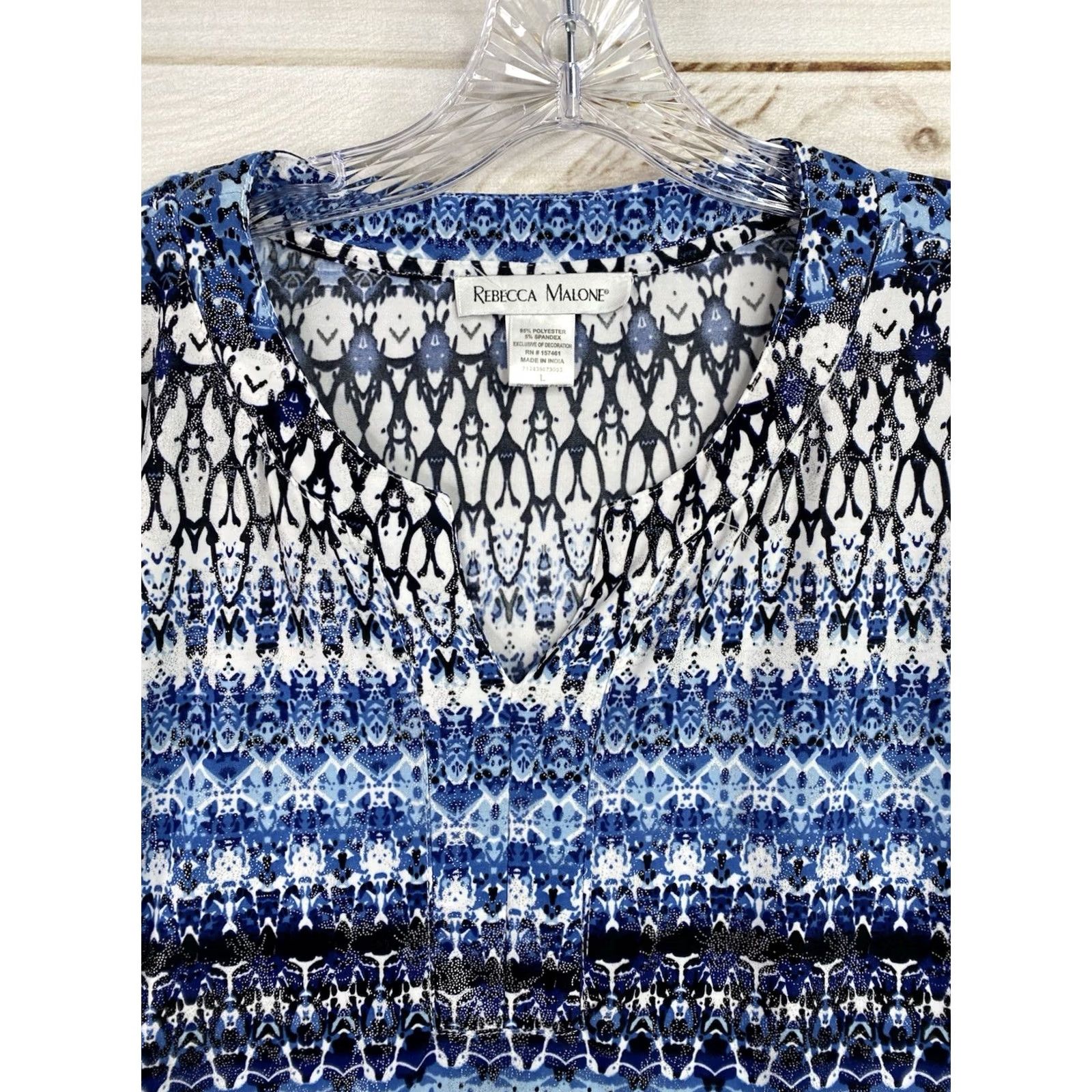 Vintage Rebecca Malone Blouse L Blue V-Neck Geometric Printed 3/4 Sleeve Polyester Knit Pant Compatible Women Size L / US 10 / IT 46 - 3 Thumbnail