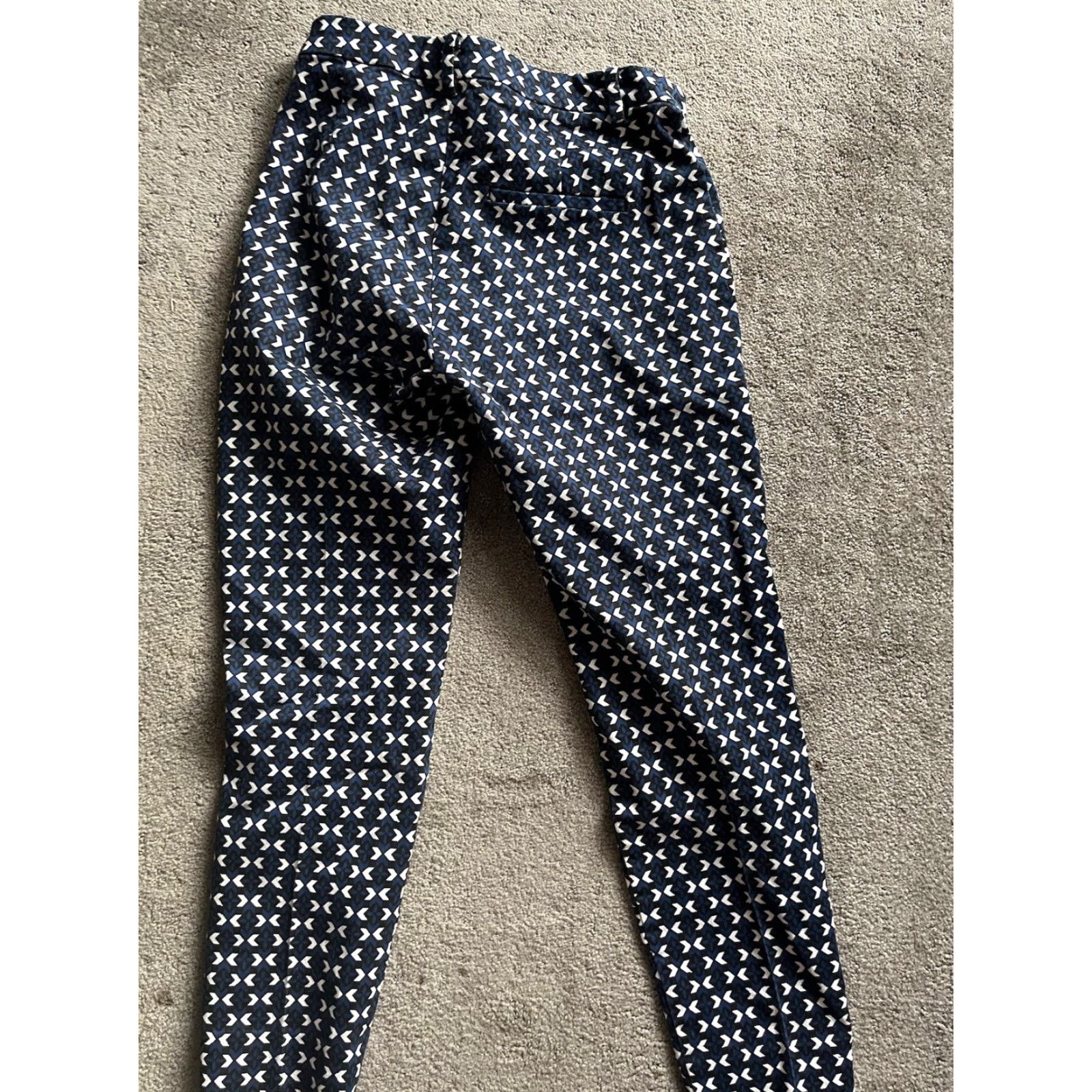 H&M H&M Women's Blue Graphic Pants Size 8 Regular Dress Pants Women Blue 8 Size 30" / US 8 / IT 44 - 3 Thumbnail