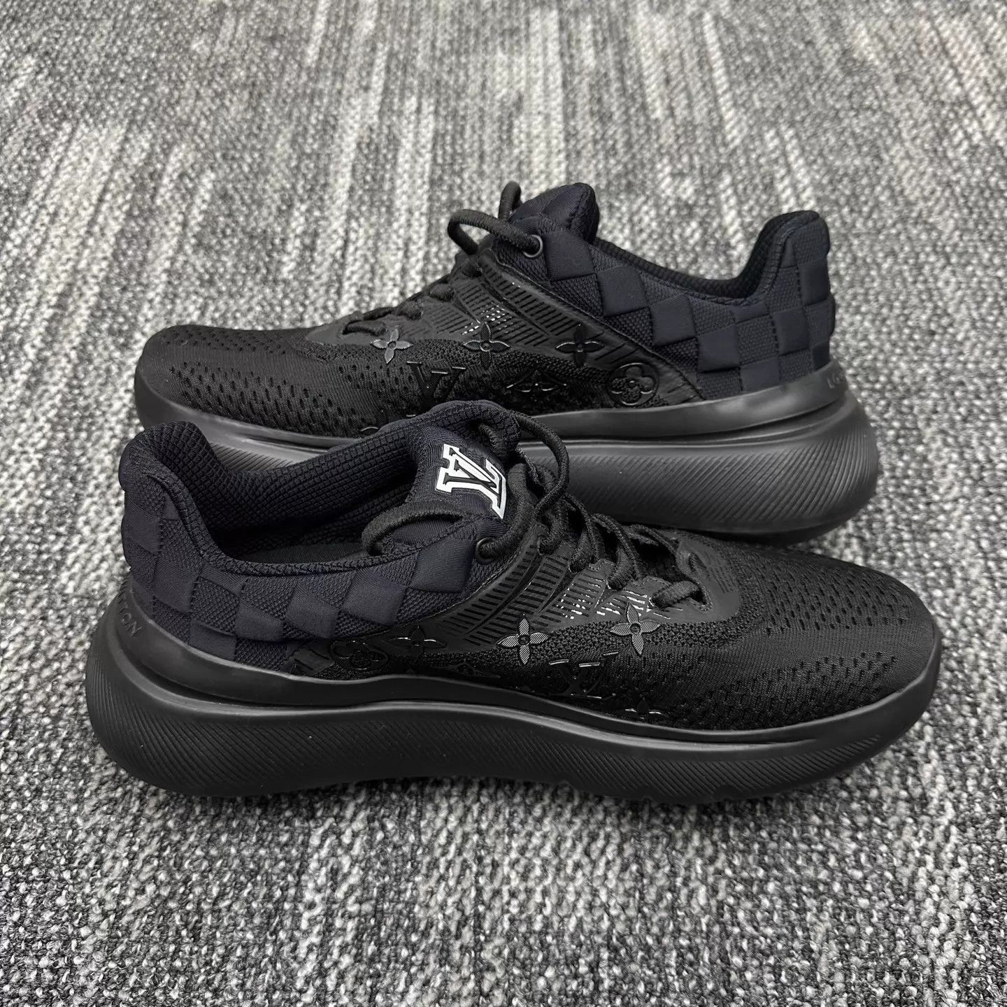 Louis Vuitton LV Show Up Black Monogram Sneaker 42 Worn 1x Size US 9 / EU 42 - 4 Thumbnail