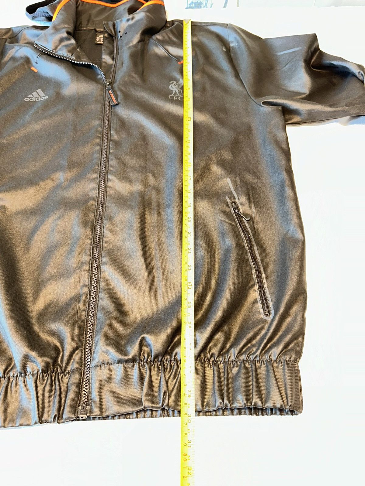 Adidas 2010 Adidas Liverpool Training Jacket W/Zip Away Hood-XL Size US XL / EU 56 / 4 - 7 Thumbnail