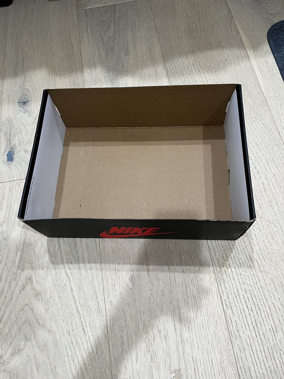 Jordan Brand × Nike NIKE JORDAN 1- skyline Size US 9 / EU 42 - 6 Thumbnail