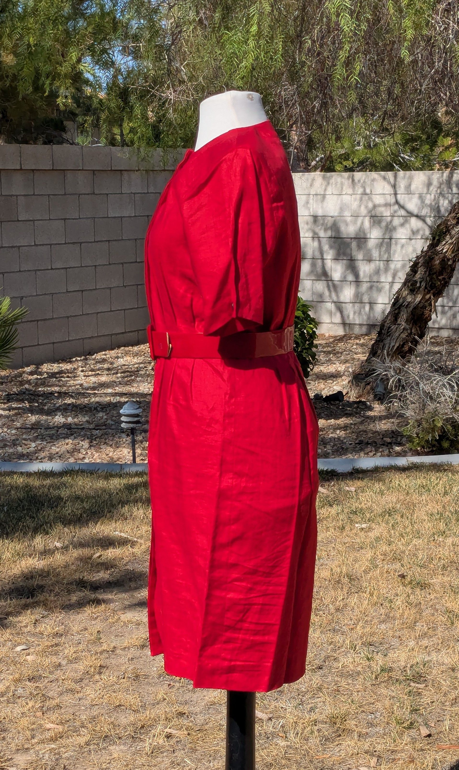 Liz Claiborne 1980's Liz Claiborne Petite Linen Full Button-Down VTG Dress Size M / US 6-8 / IT 42-44 - 2 Thumbnail