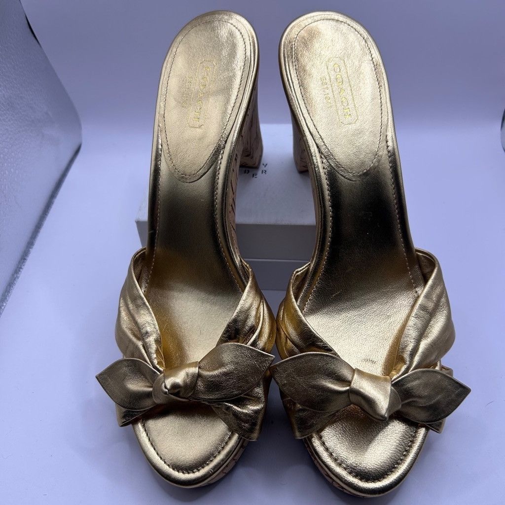 Coach Coach Gold heels NWOB cork 9 Size US 9 / IT 39 - 1 Thumbnail