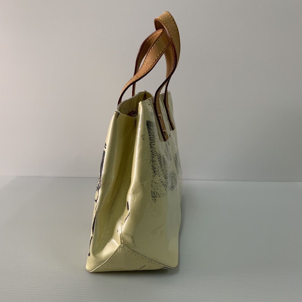 Louis Vuitton Louis Vuitton Vernis Yellow Tote Bag Size ONE SIZE - 4 Thumbnail