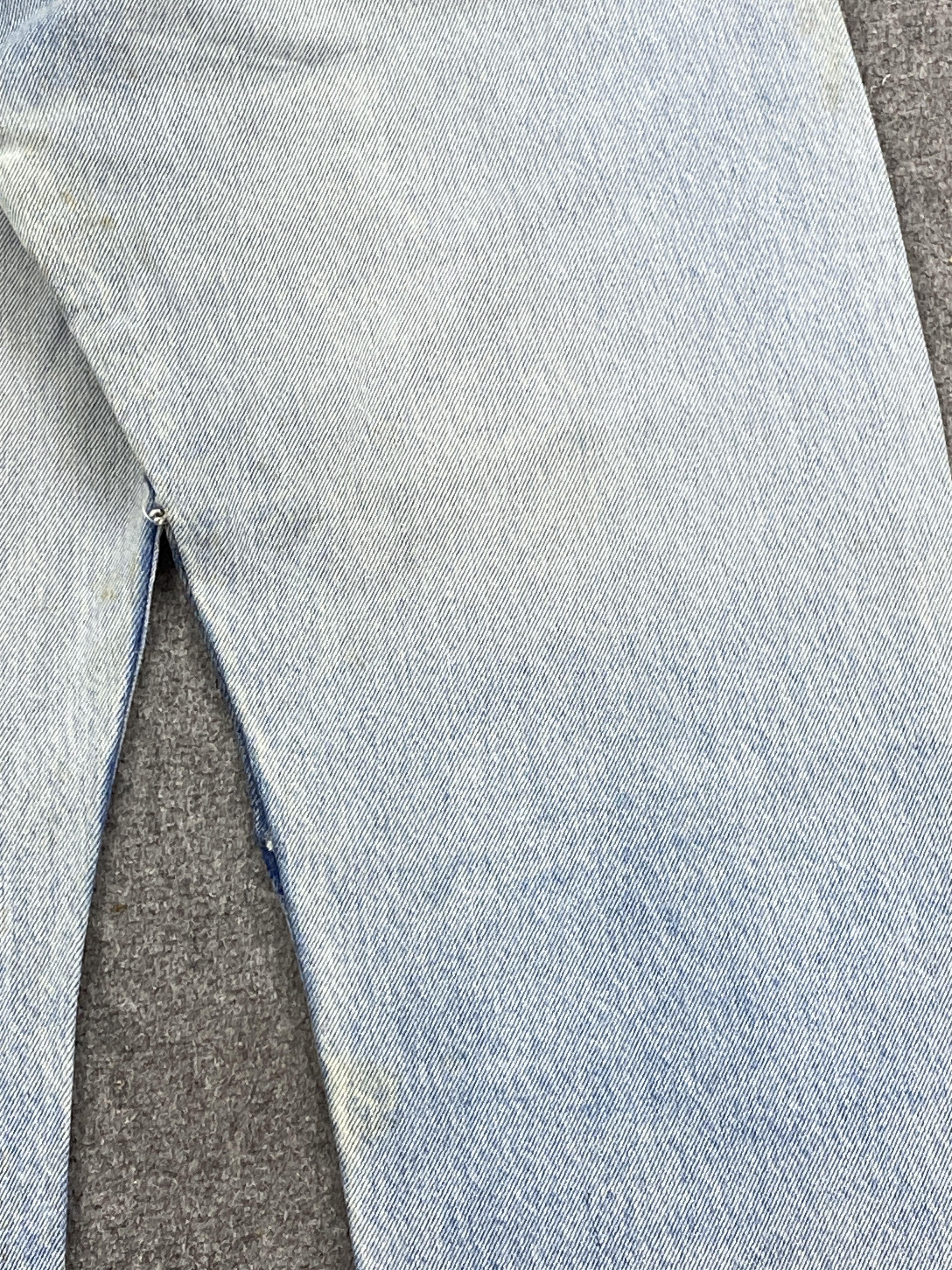 Levi's Vintage Levis 501 Light Blue Wash Denim DP2808 Size US 33 - 16 Thumbnail