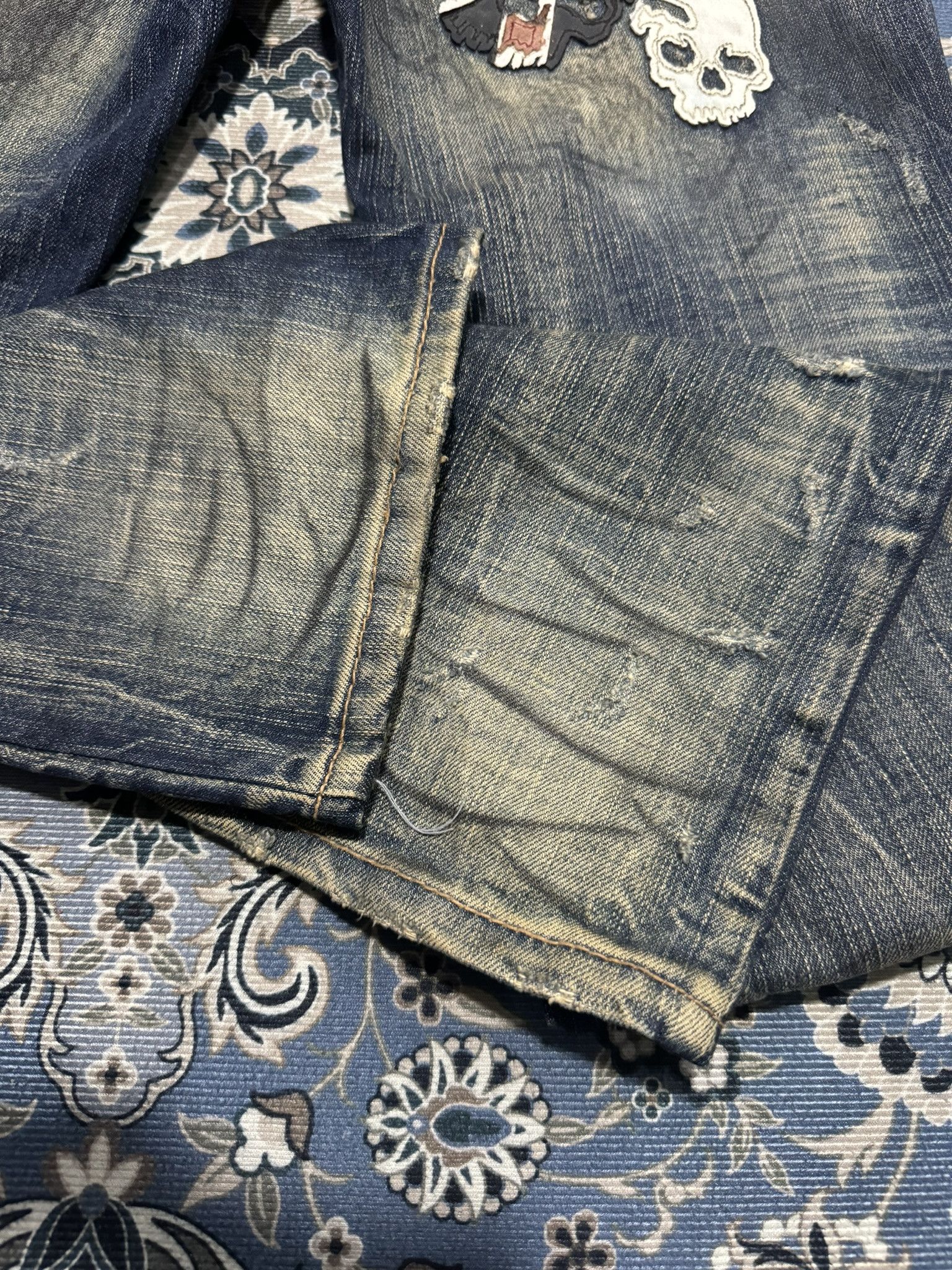 Japanese Brand × Seditionaries Cloud 77 Distressed Skull Patches Jeans Size US 29 - 12 Thumbnail