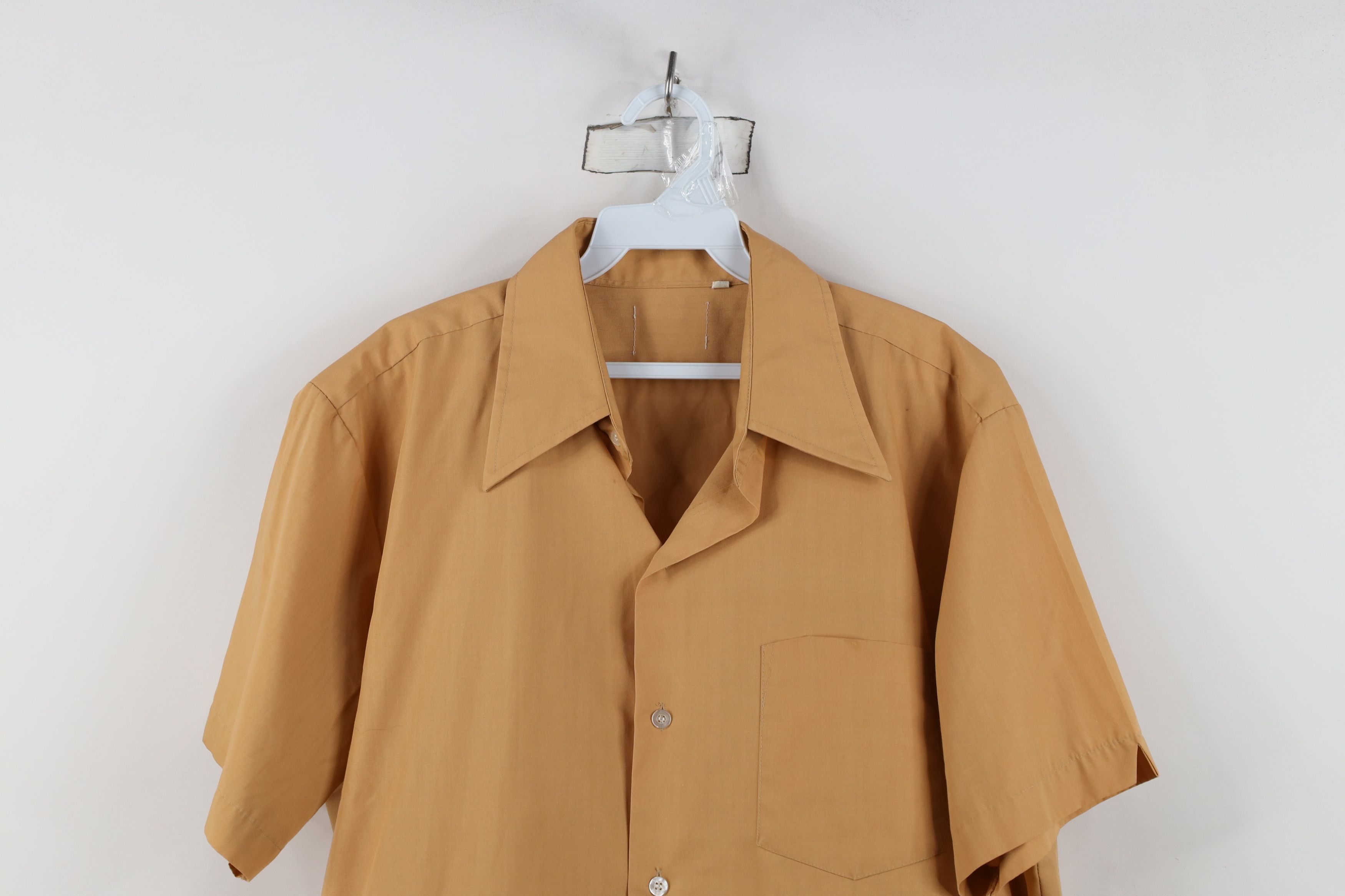 Vintage Vintage 60s 70s Streetwear Short Sleeve Collared Shirt Size US M / EU 48-50 / 2 - 2 Thumbnail