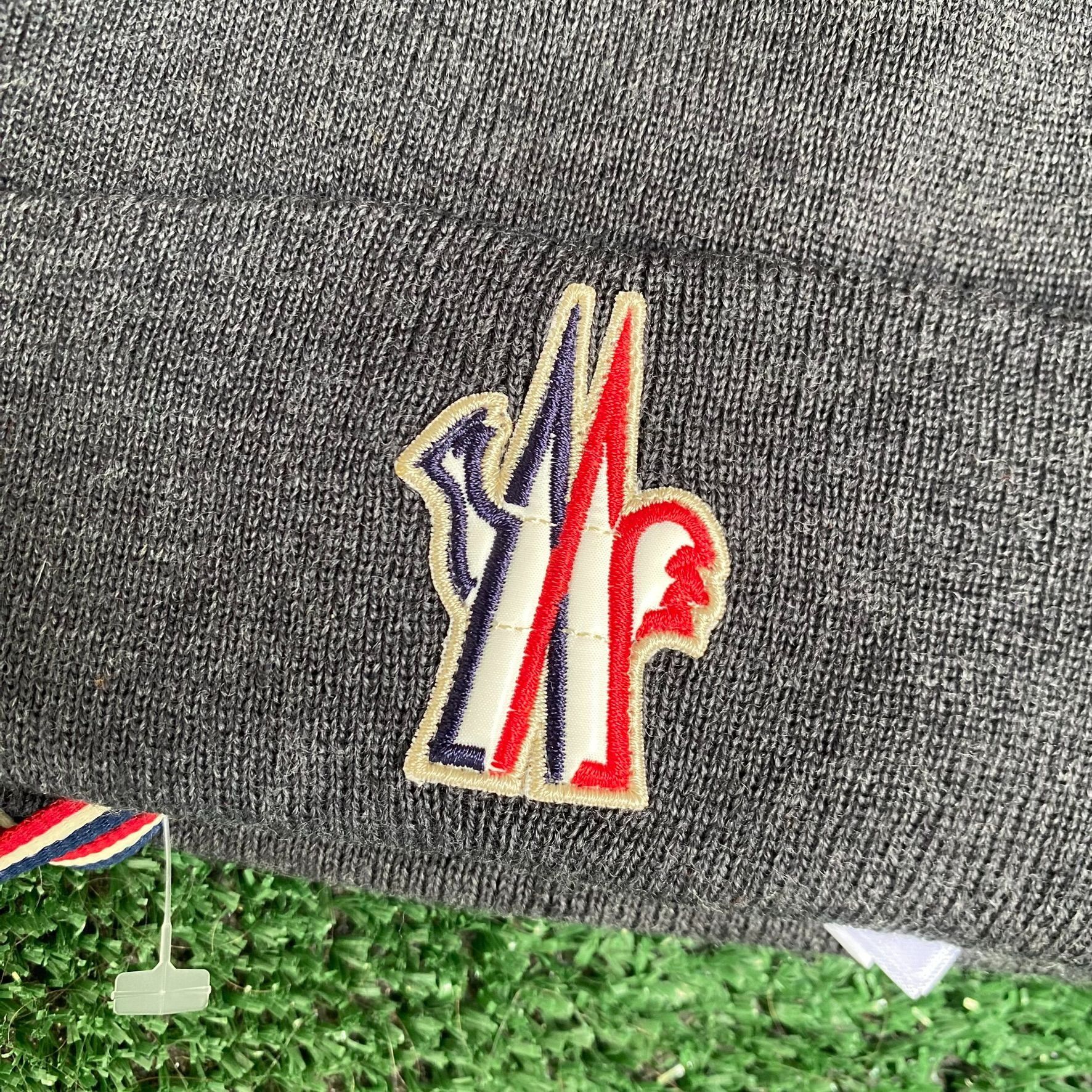 Moncler Moncler Grenoble Logo Knit Beanie Gray Virgin Wool Ski Hat Size ONE SIZE - 2 Thumbnail