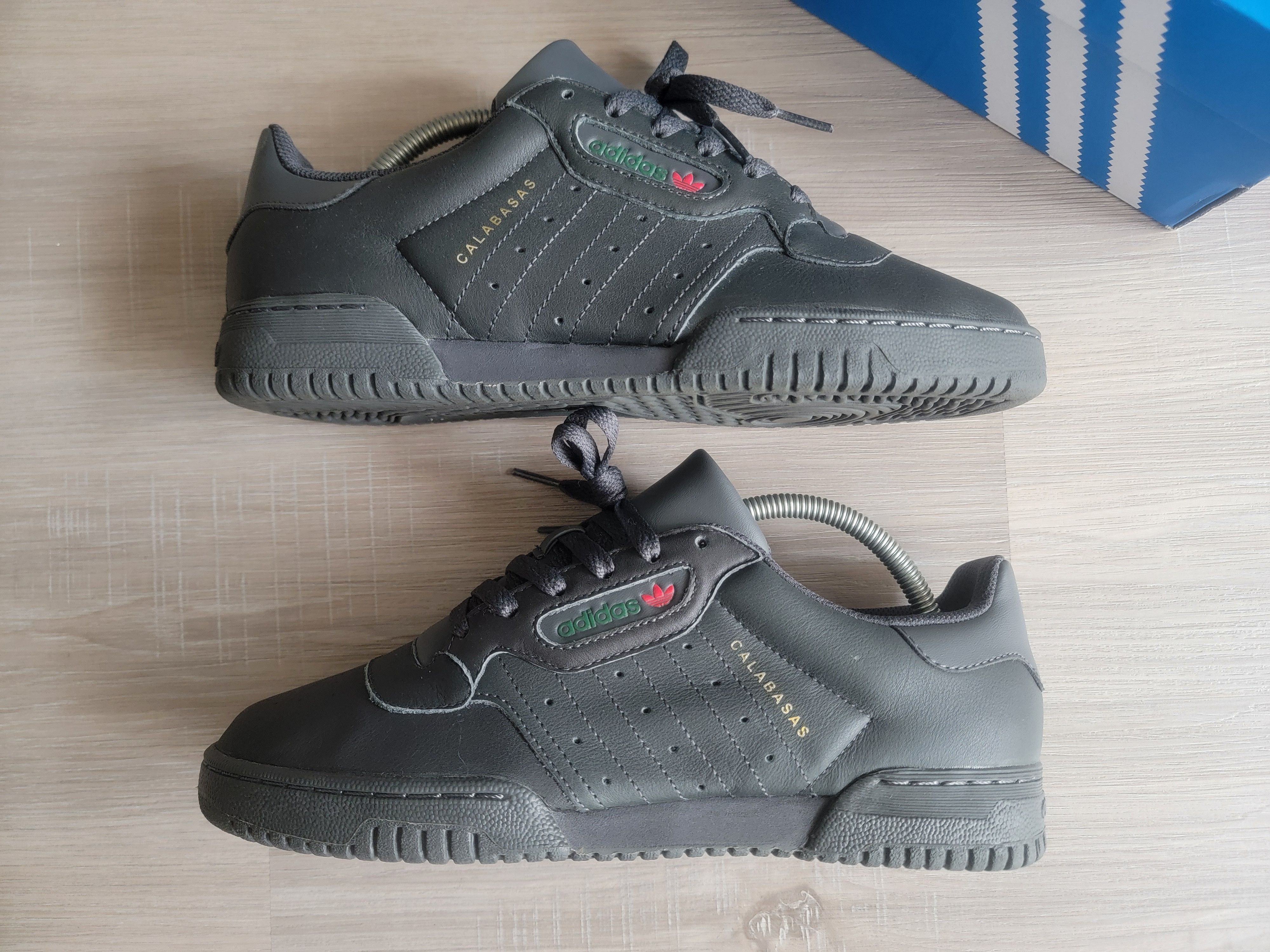 ADIDAS x YEEZY Powerphase Core Black - US size 8.5