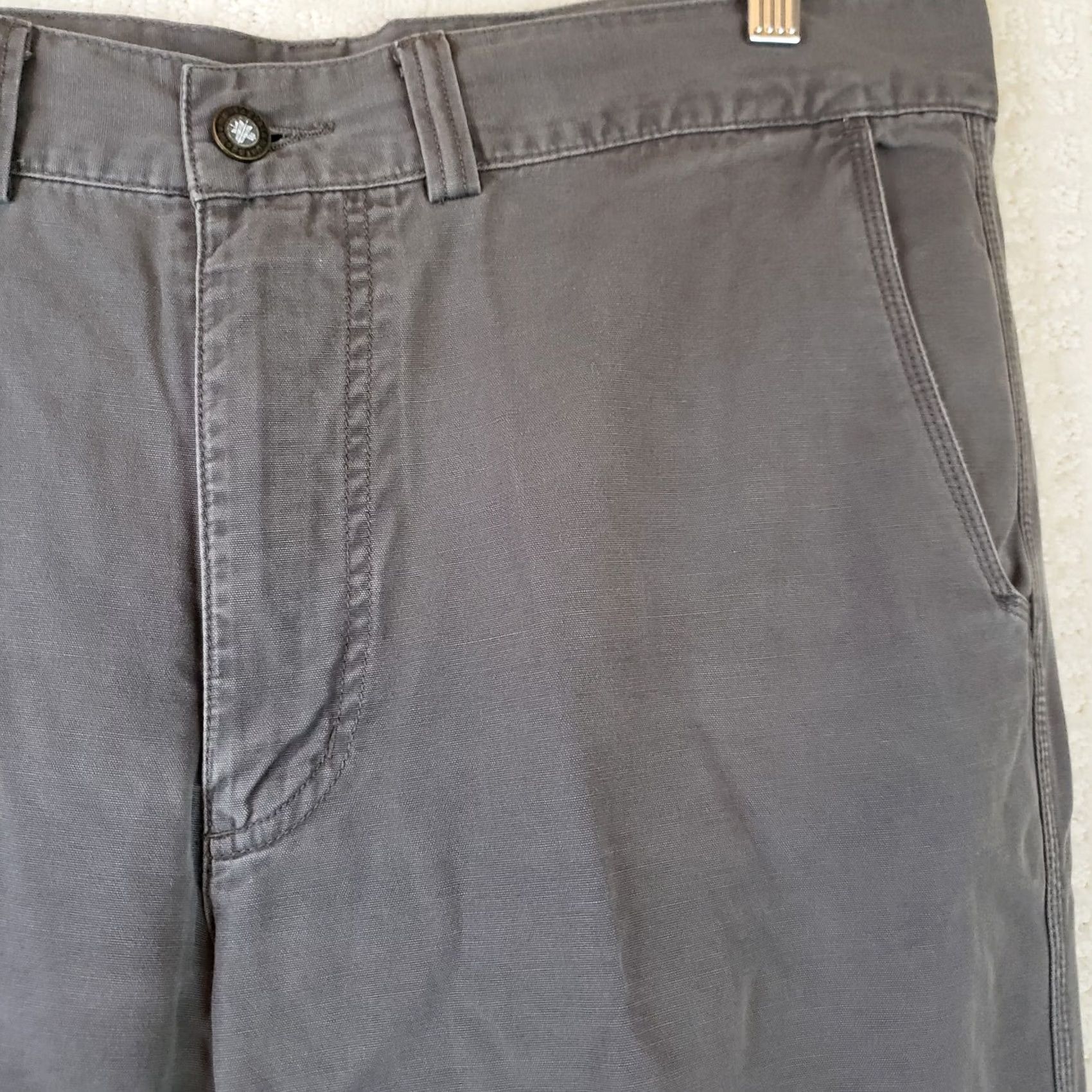 Patagonia Patagonia Men’s 36X30 Grey Pants 100% Cotton Casual Comfortable Flat Front Zip 5-Pocket Logo Straight Leg Regular Fit Size US 36 / EU 52 - 5 Thumbnail