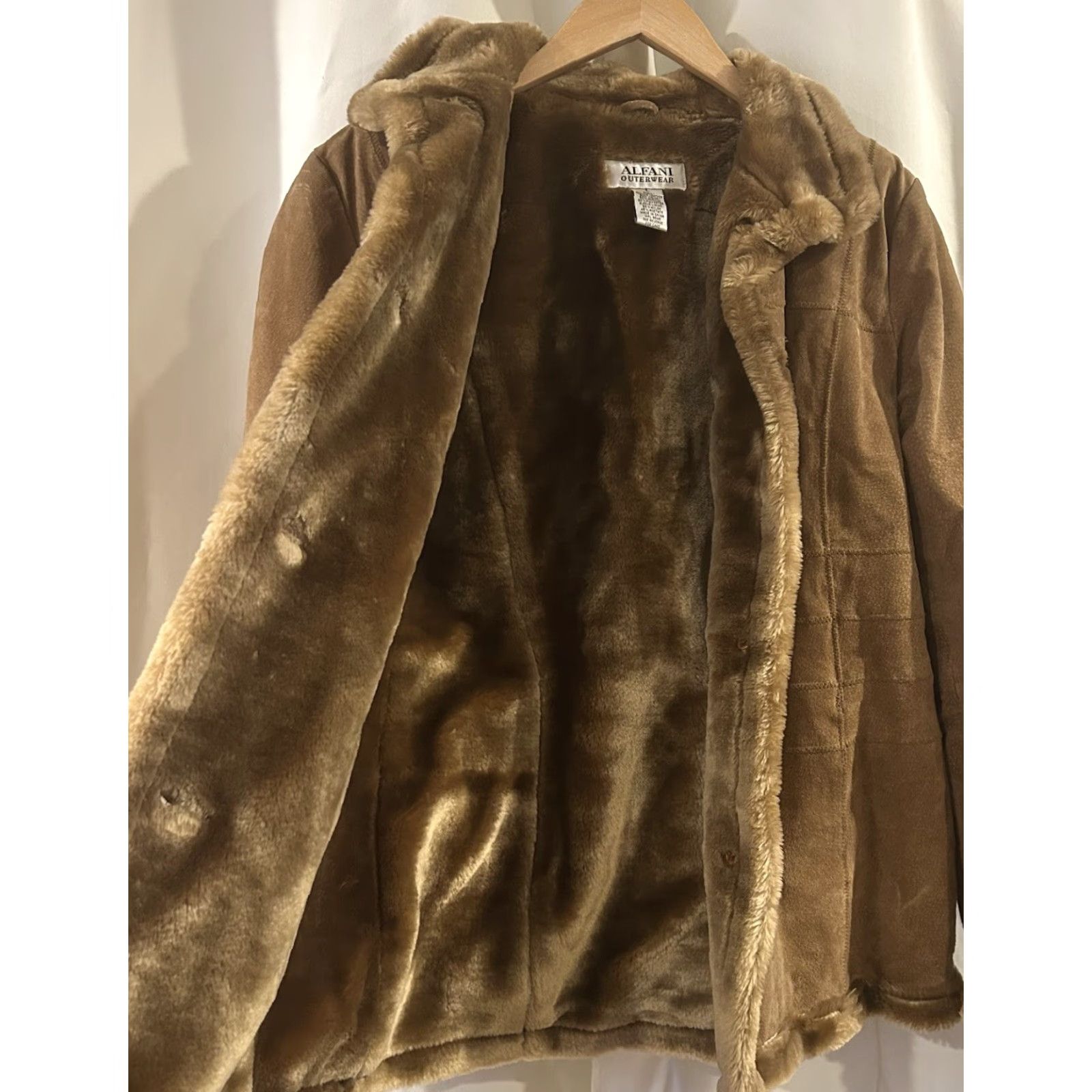 Alfani Alfani Ladies Jacket Beiges Beige Faux Fur Shearling Mid-Length Long Sleeve L Regular Coat Outwear Size L / US 10 / IT 46 - 2 Thumbnail