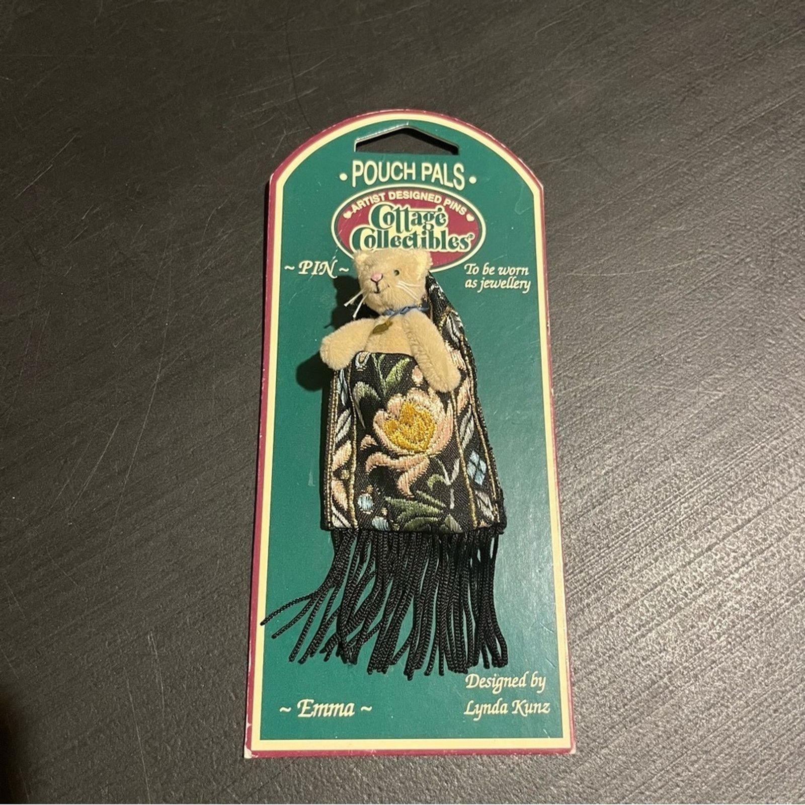 Other Cottage Collectibles Pouch Pals Emma Cat In Pouch Pin NEW Size ONE SIZE - 1 Thumbnail
