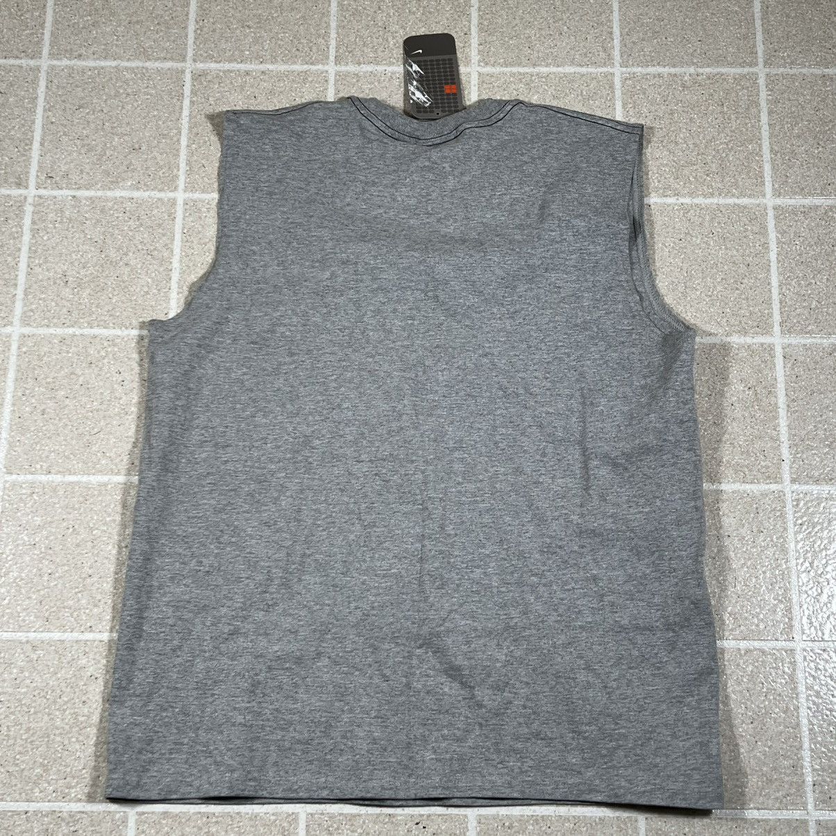 Nike Vintage Y2K 90 Nike Tank Top Medium Muscle Shirt Gray NWT Size US M / EU 48-50 / 2 - 3 Thumbnail