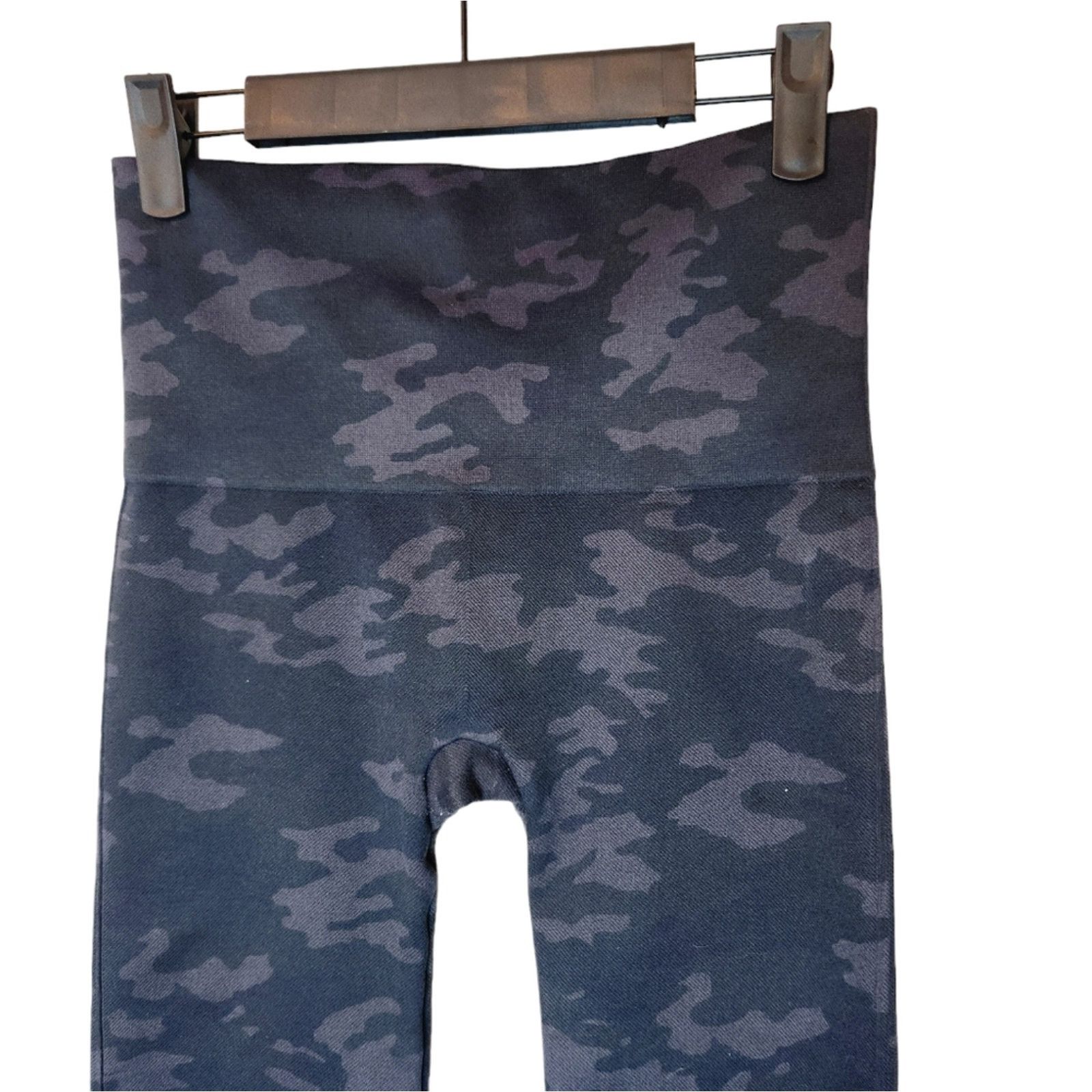 Spanx SPANX Seamless Leggings for Women Tummy Control Camo Large Size 32" / US 10 / IT 46 - 7 Thumbnail