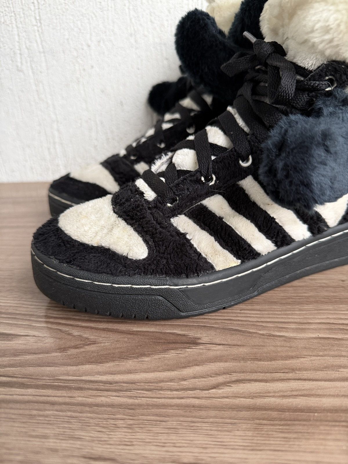Jeremy Scott Js panda Bear sneaker Size US 9 / EU 42 - 7 Thumbnail