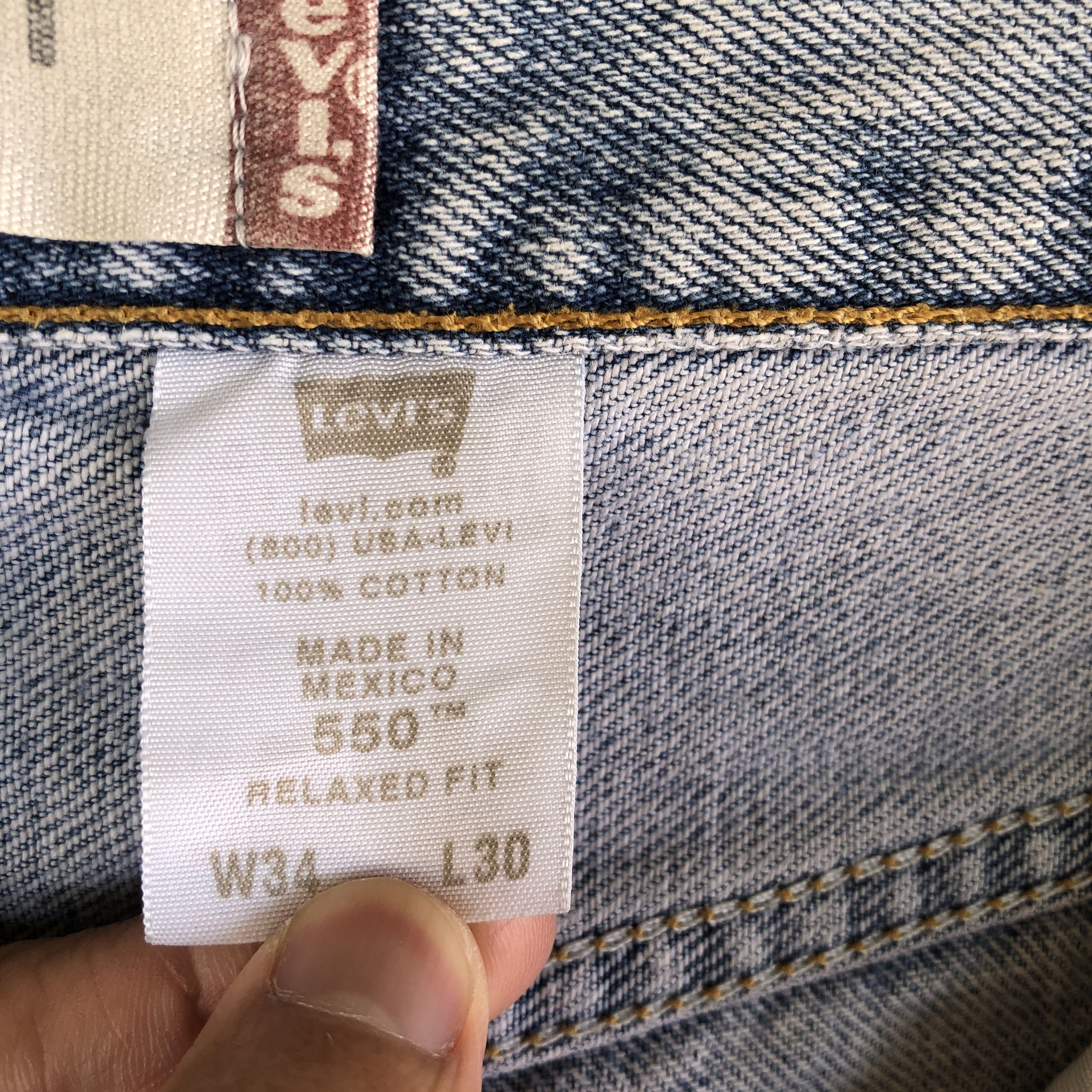 Levi's Vintage Levis 550 Sunfaded Jeans Light Wash Distressed Denim Size US 32 / EU 48 - 10 Thumbnail