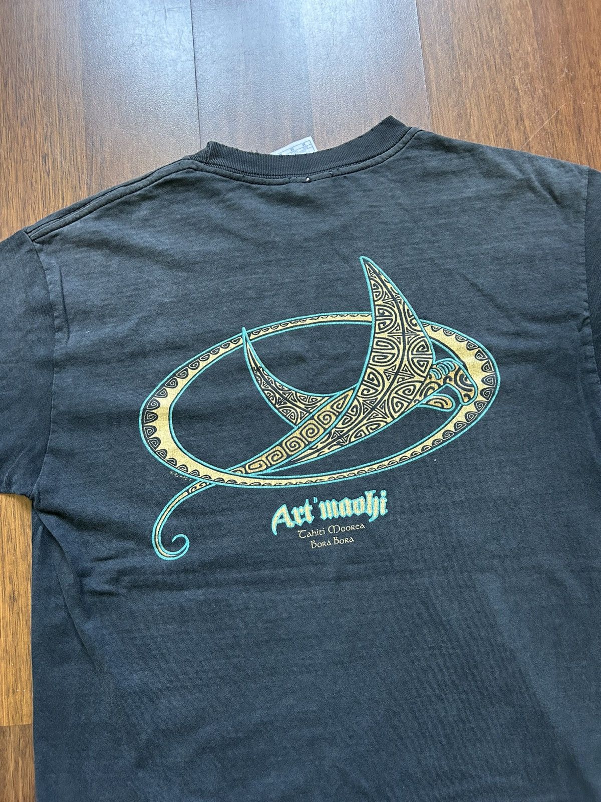 Vintage Vintage Merch Bora Bora 80s Art Men’s Faded T-shirt Size M Size US M / EU 48-50 / 2 - 3 Thumbnail