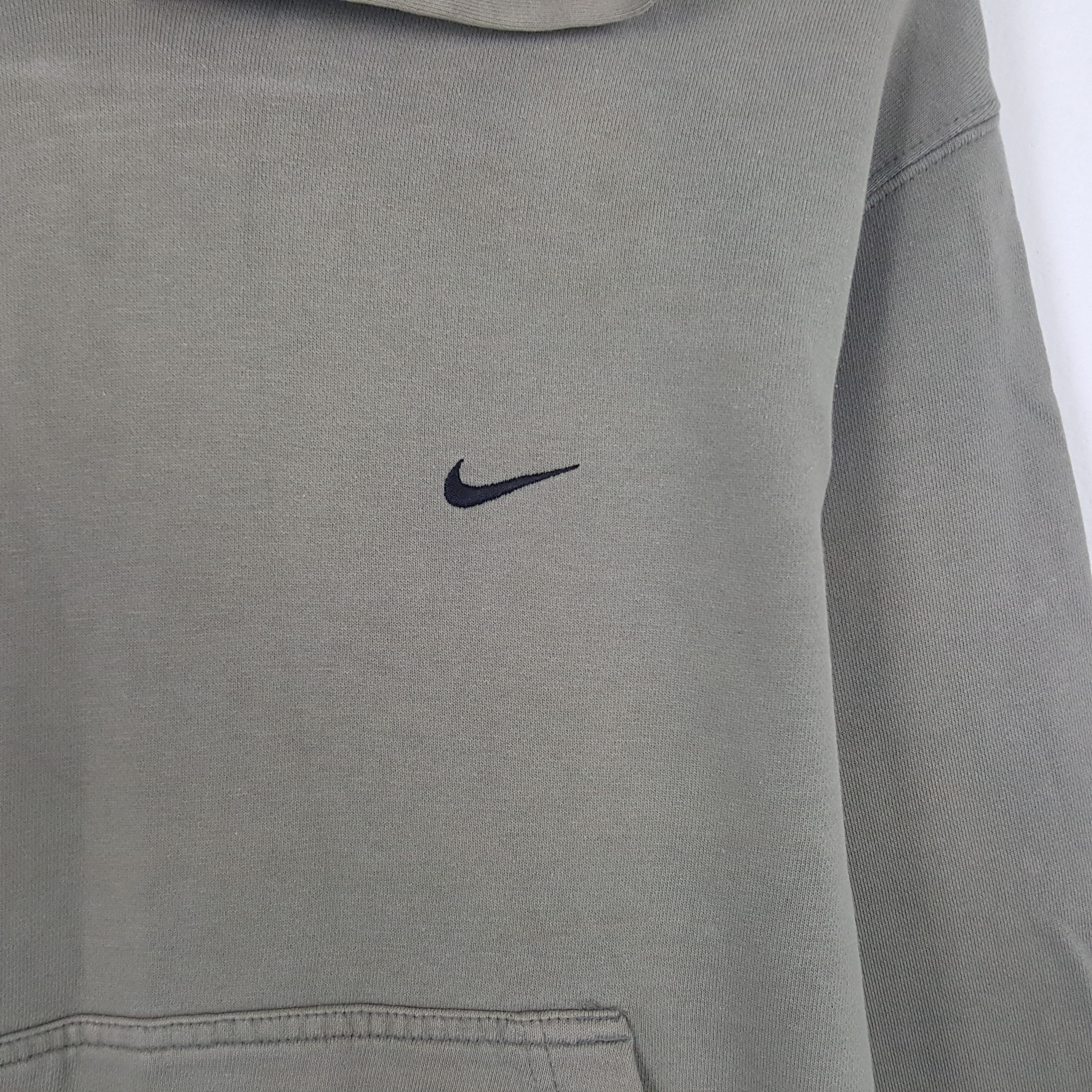 Nike × Vintage Vintage Nike Small Embroidery Swoosh Sweatshirt Hoodies Size US L / EU 52-54 / 3 - 2 Thumbnail