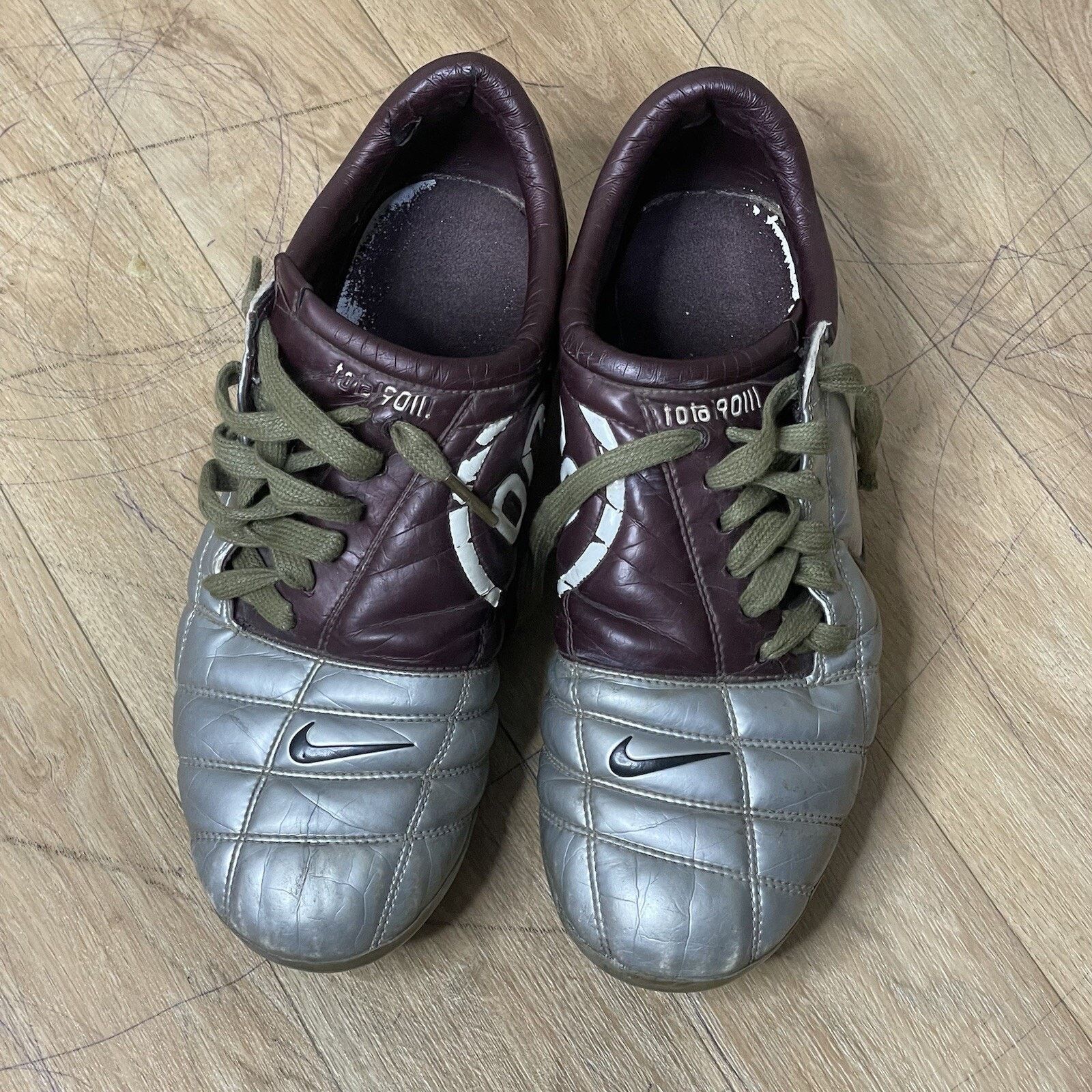 Nike vintage Nike Total 90 III Soccer Cleats 2004 football boots Size US 10 / EU 43 - 5 Thumbnail