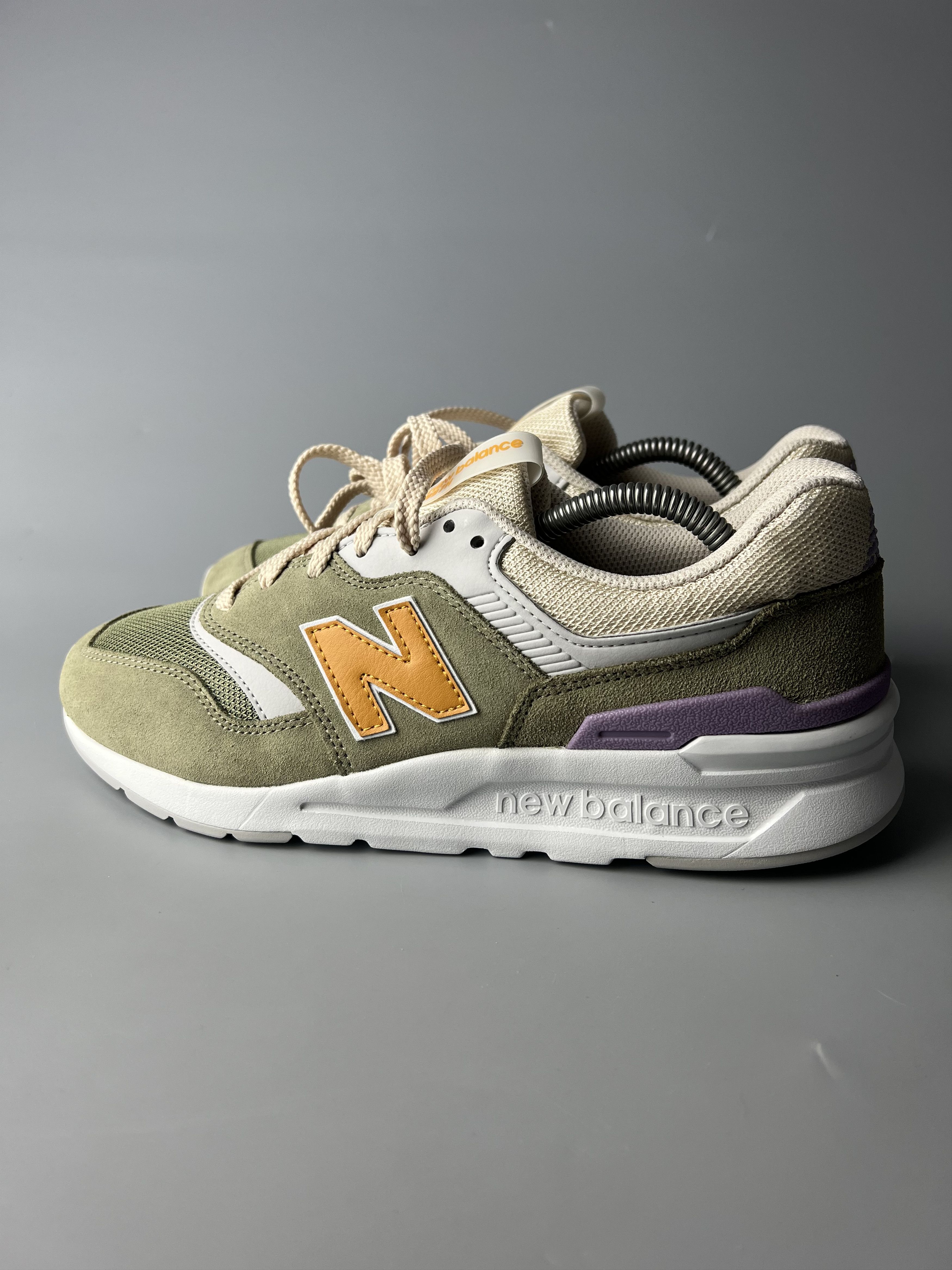 New Balance New Balance 997 Women's Sneakers US9.5 Size US 9.5 / IT 39.5 - 2 Thumbnail