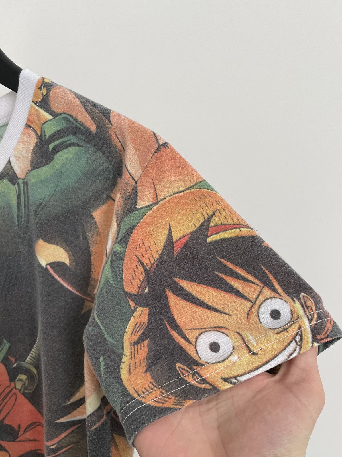 Anime Vintage 00’s Luffy One Piece Anime T-Shirt Over Printed RARE Size US S / EU 44-46 / 1 - 6 Thumbnail