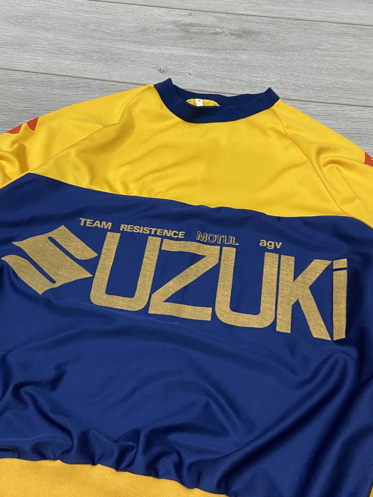 Other Suzuki vintage sweatshirt big logo spell out team resistance Size US S / EU 44-46 / 1 - 5 Thumbnail
