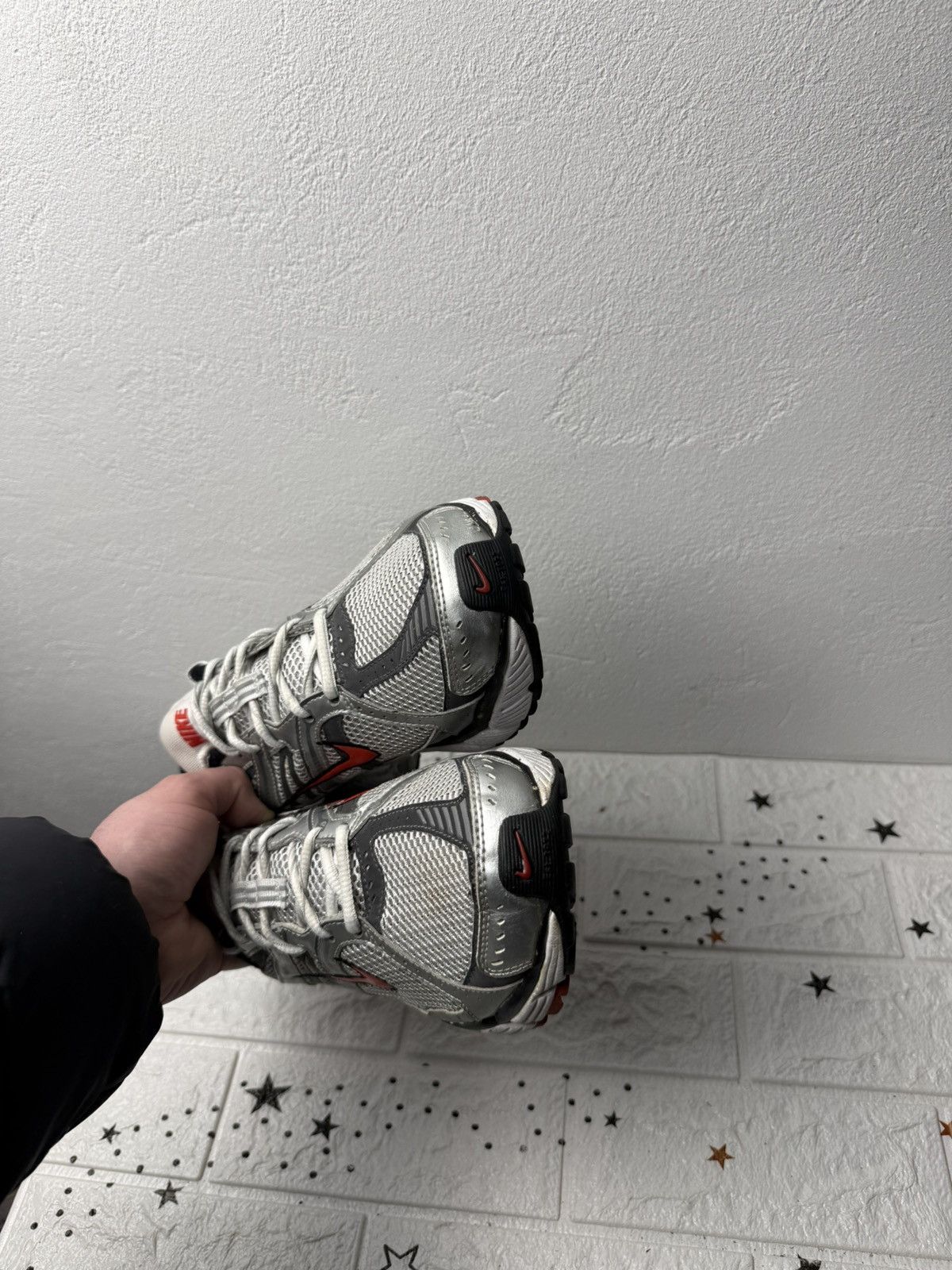 Nike Nike Anodyne Running US9.5 UK8.5 EUR43 Sneakers Silver Size US 9.5 / EU 42-43 - 5 Thumbnail