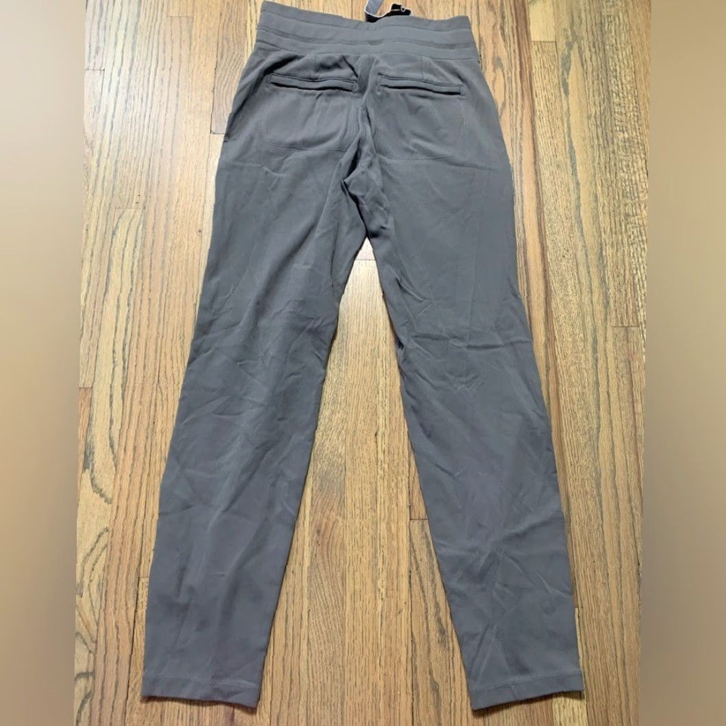 Athleta Athleta Pants 0P Petite Ankle Gray Women Pants 0P Petite Ankle Gray Womens Size 25" / US 0 / IT 36 - 4 Thumbnail