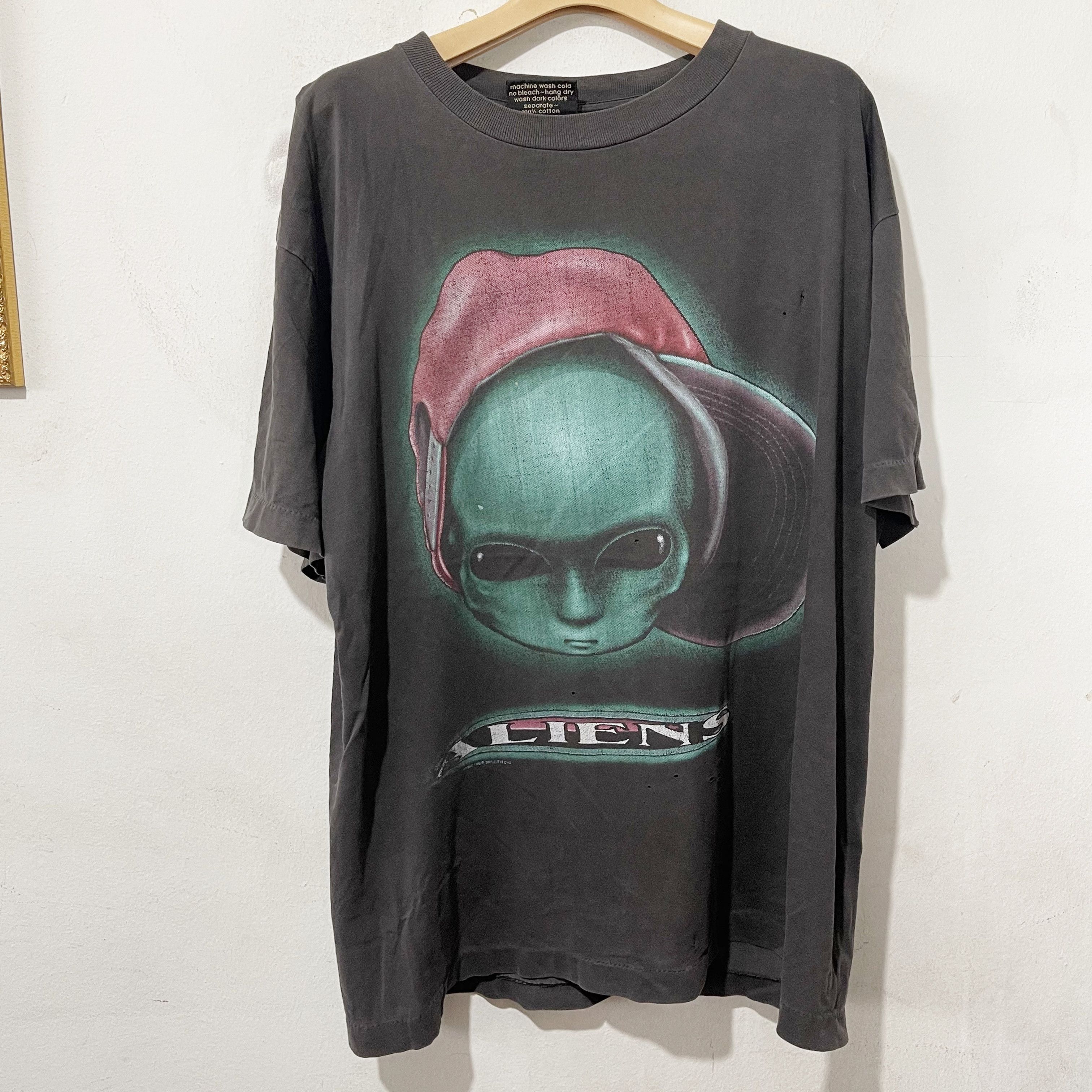 Alien Workshop Vintage 90s Alien Workshop T-Shirt Size US XL / EU 56 / 4 - 1 Thumbnail