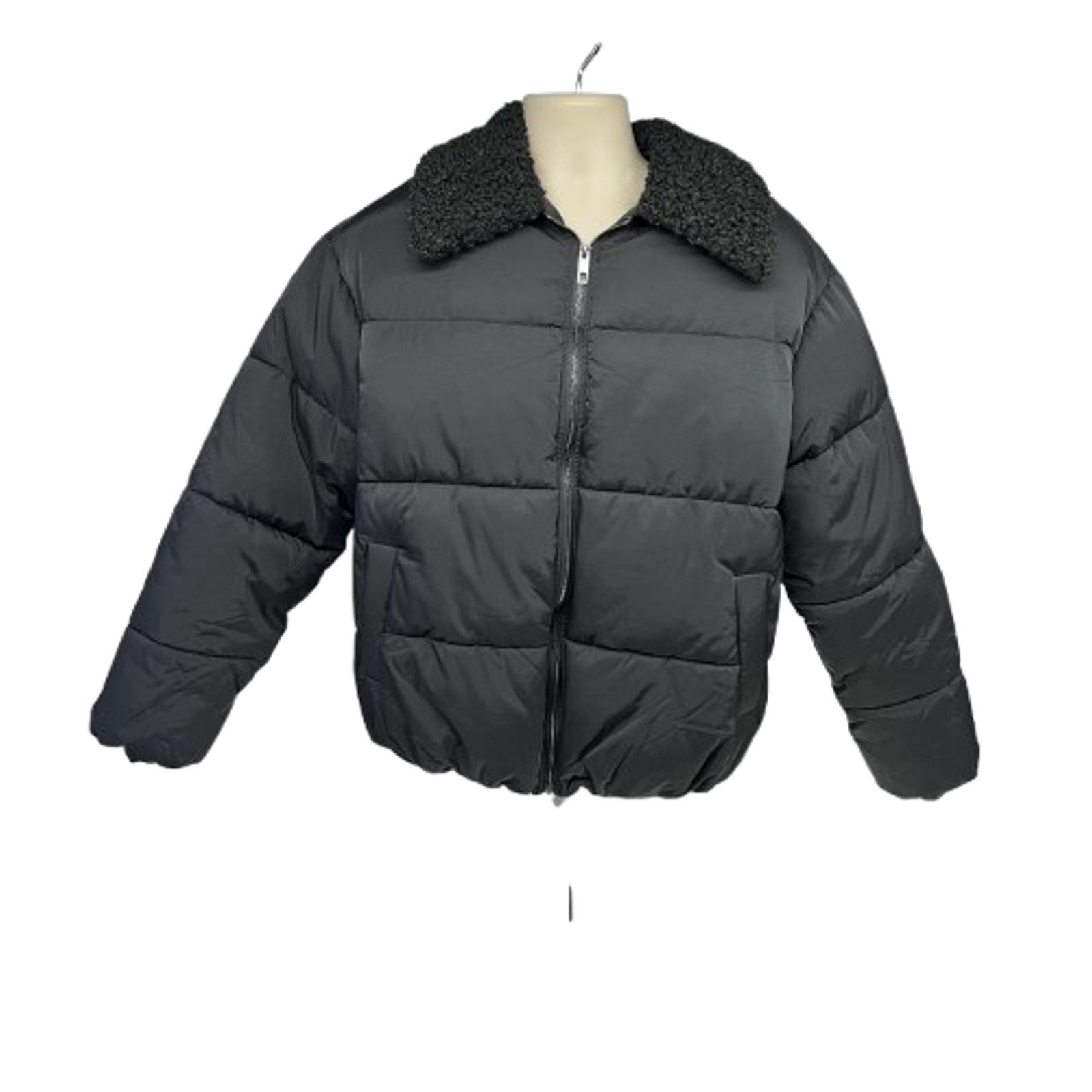 Urban Outfitters Urban Outfitters Black Zip Up Puffer Jacket M Sherpa Collar Size US M / EU 48-50 / 2 - 2 Thumbnail